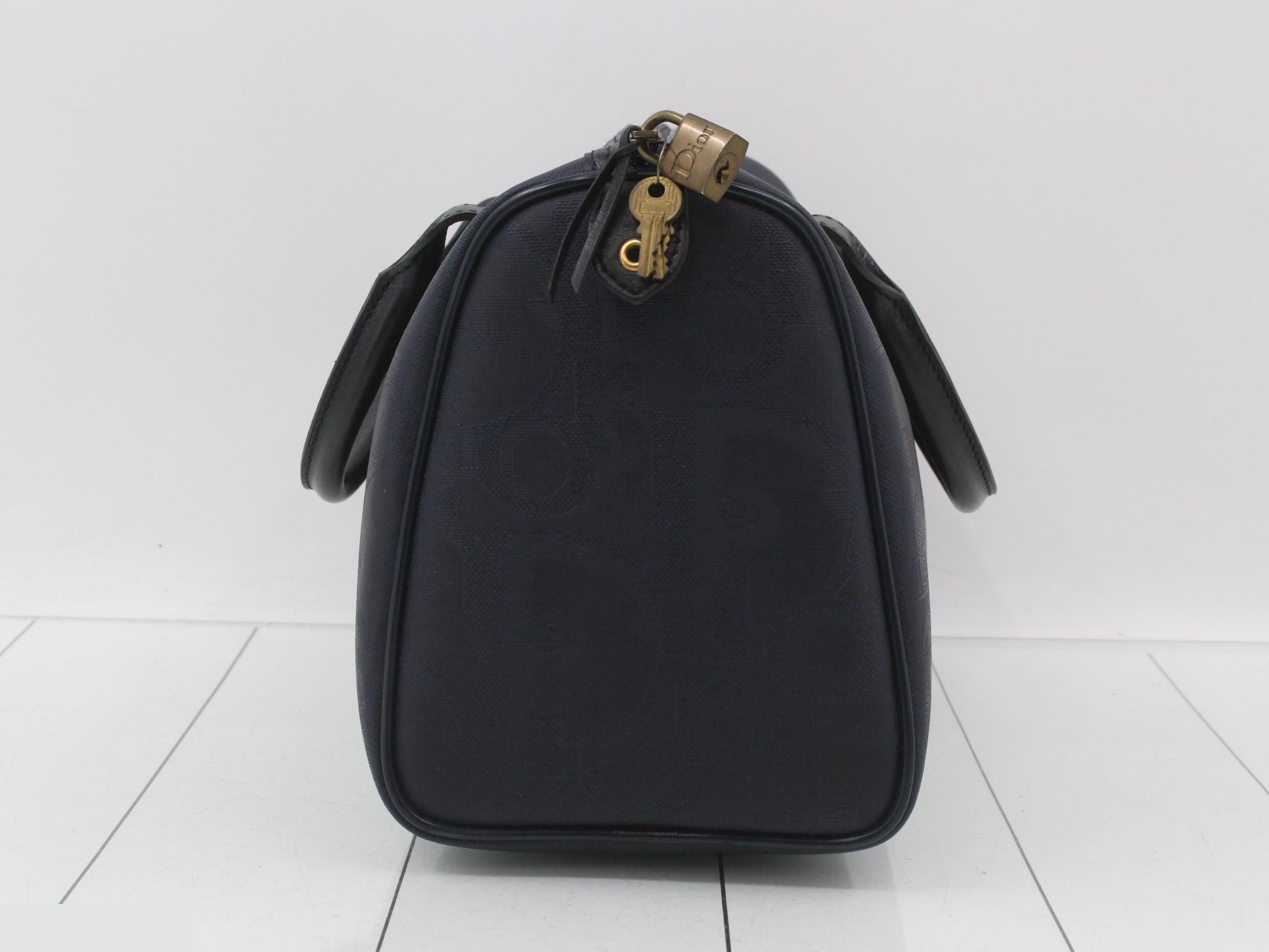 handbag — view 4