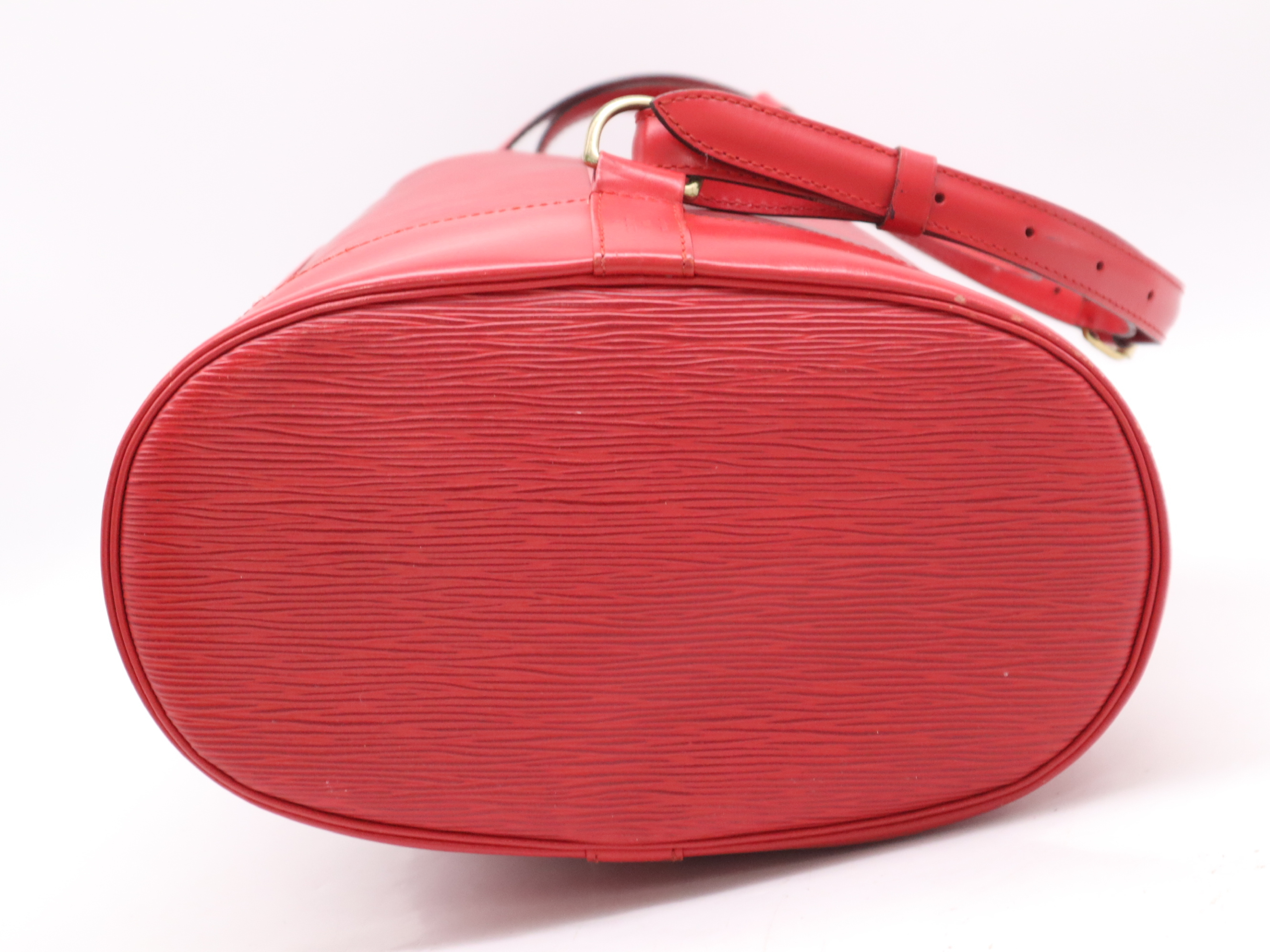 M52357 Epirandonne PM Castilian Red Shoulder Bag — view 4