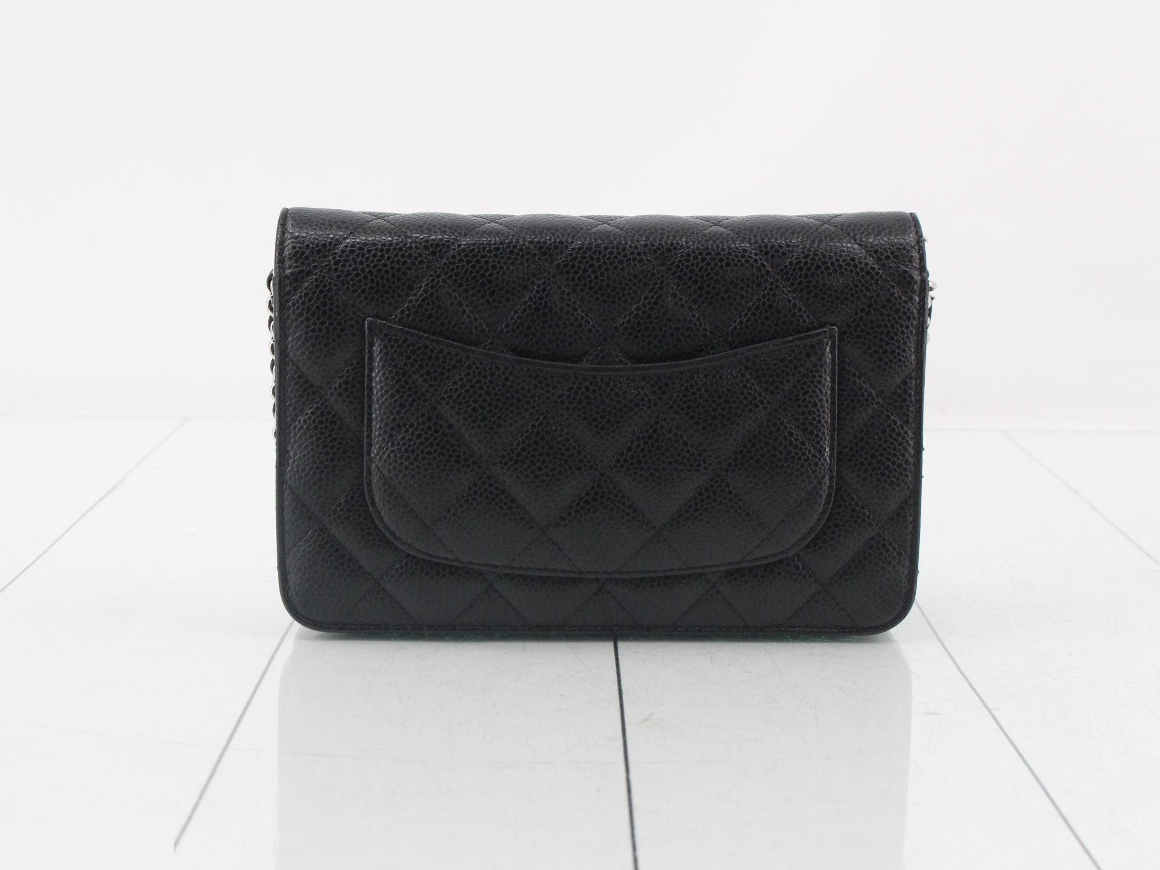 Matelassé Caviar Skin Chain Shoulder Bag with Plate — view 2