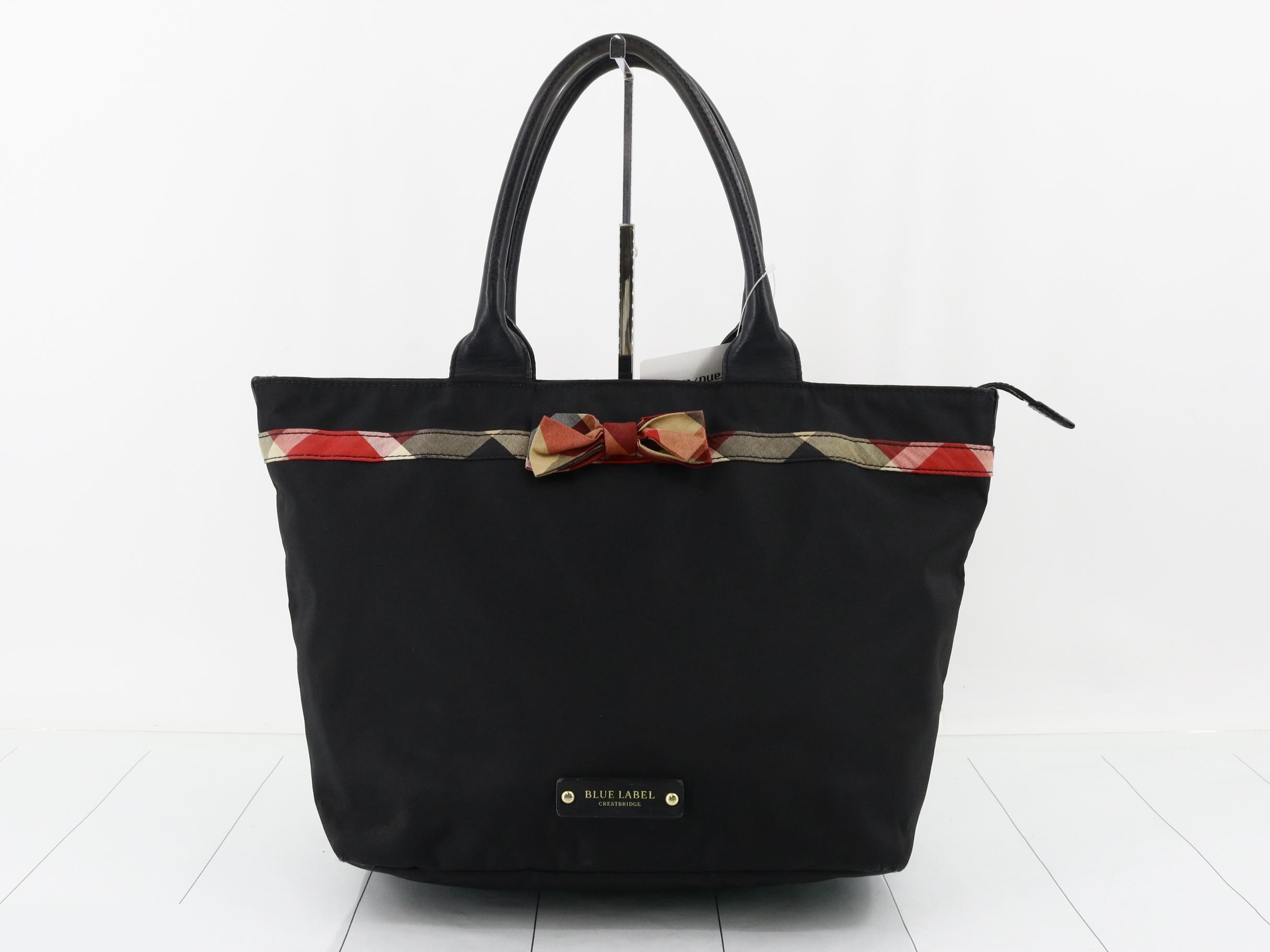 Other lines: Bags and tote bags