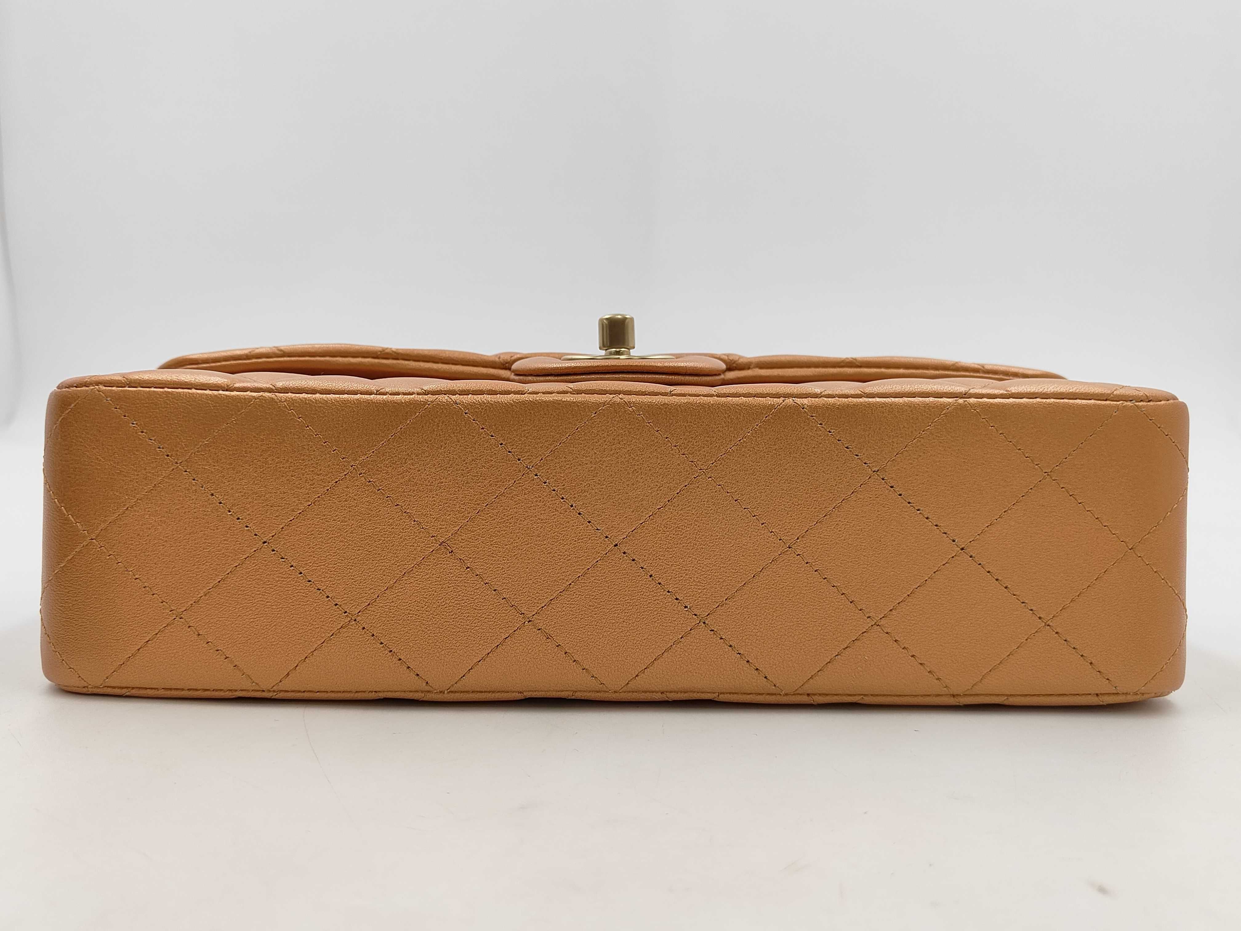 Matelassé 25 Lambskin Bag, Rose Gold Hardware, Double Flap, Serial Number 16 Series — view 3