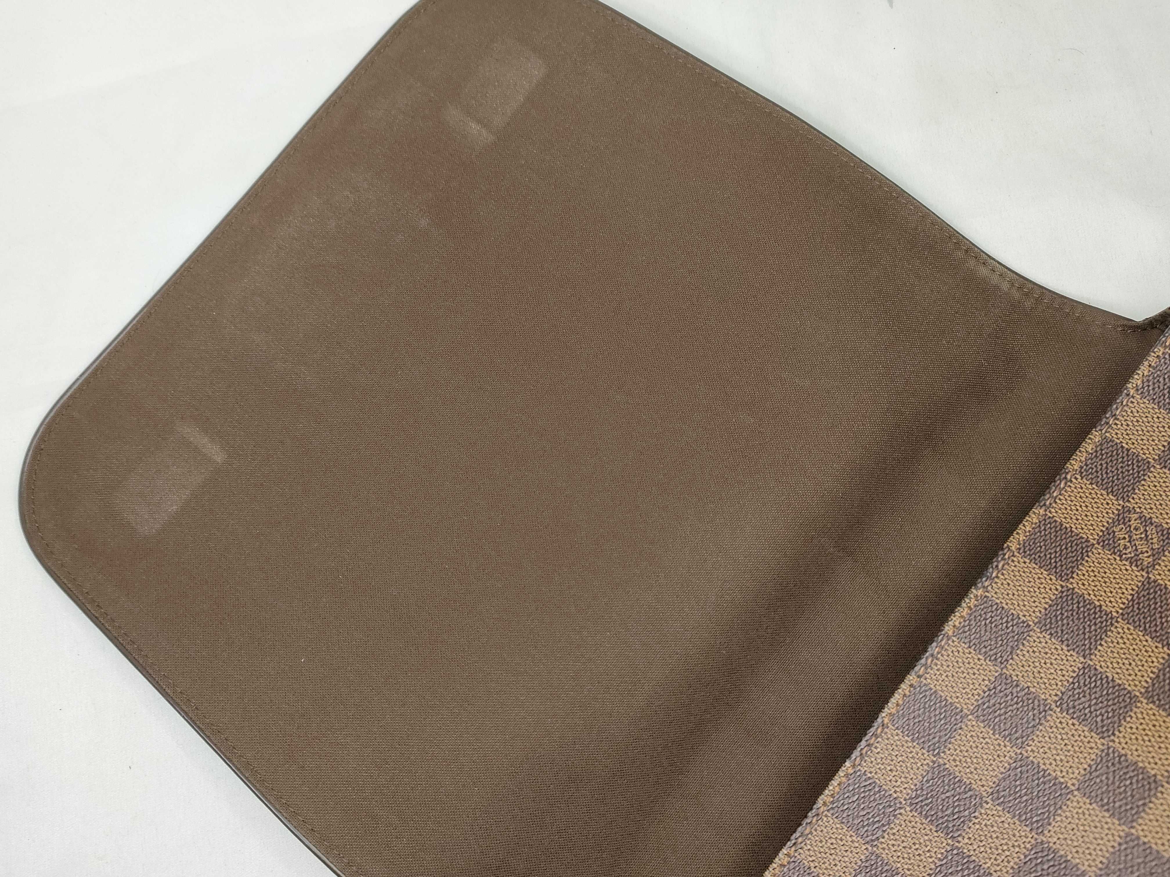 Damier Louis Vuitton Message Shoulder Bag — view 8