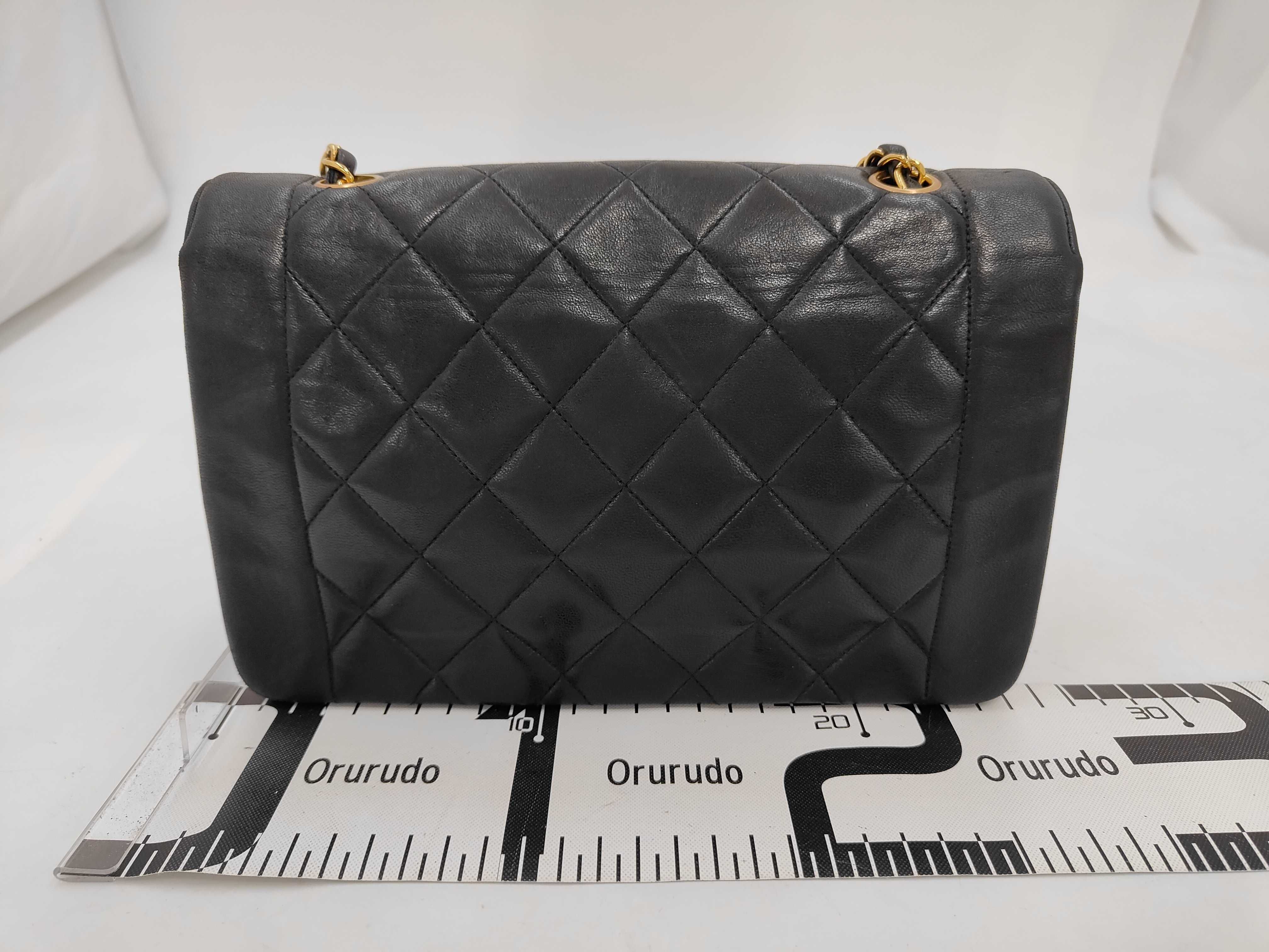 Diana Classic Flap Medium Shoulder Bag — view 2