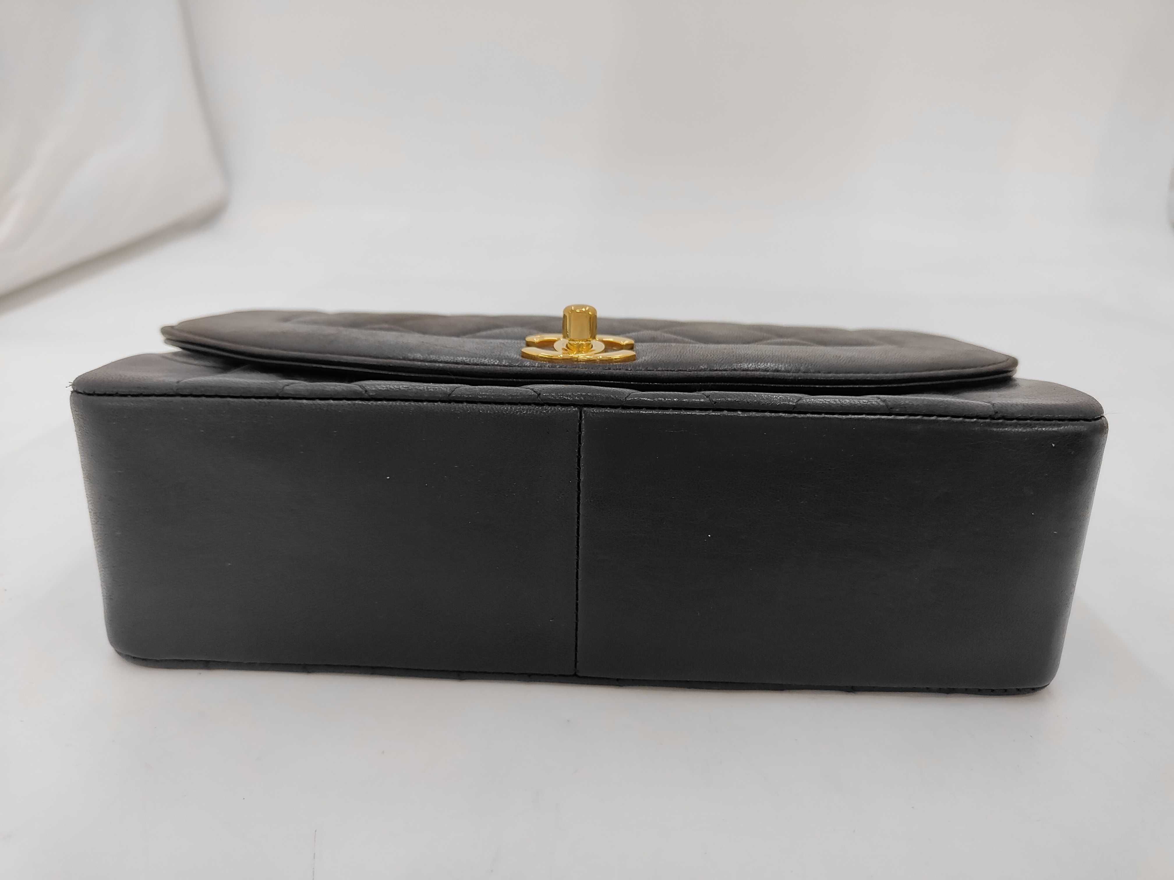 Diana Classic Flap Medium Shoulder Bag — view 3