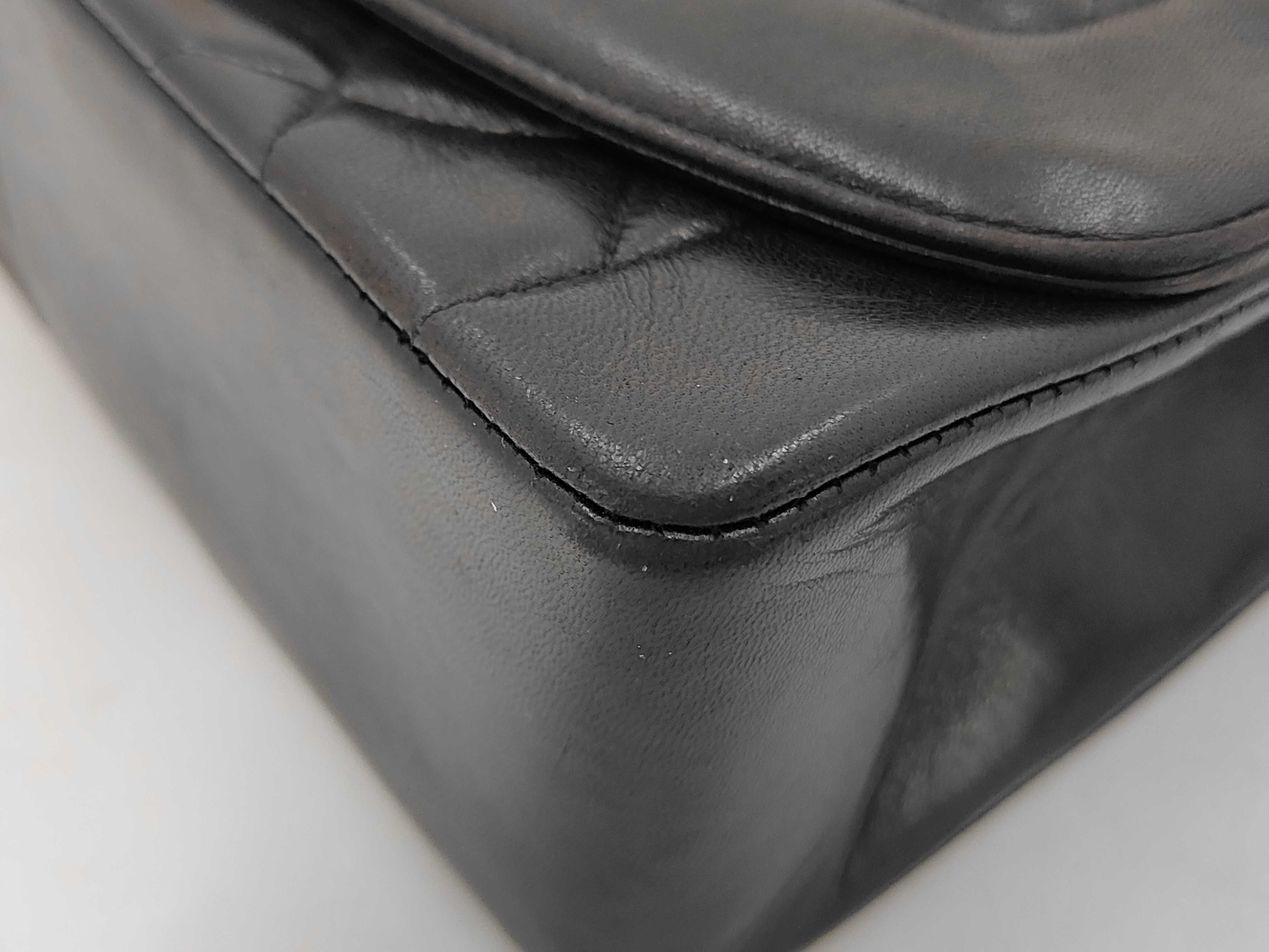 Diana Classic Flap Medium Shoulder Bag — view 4
