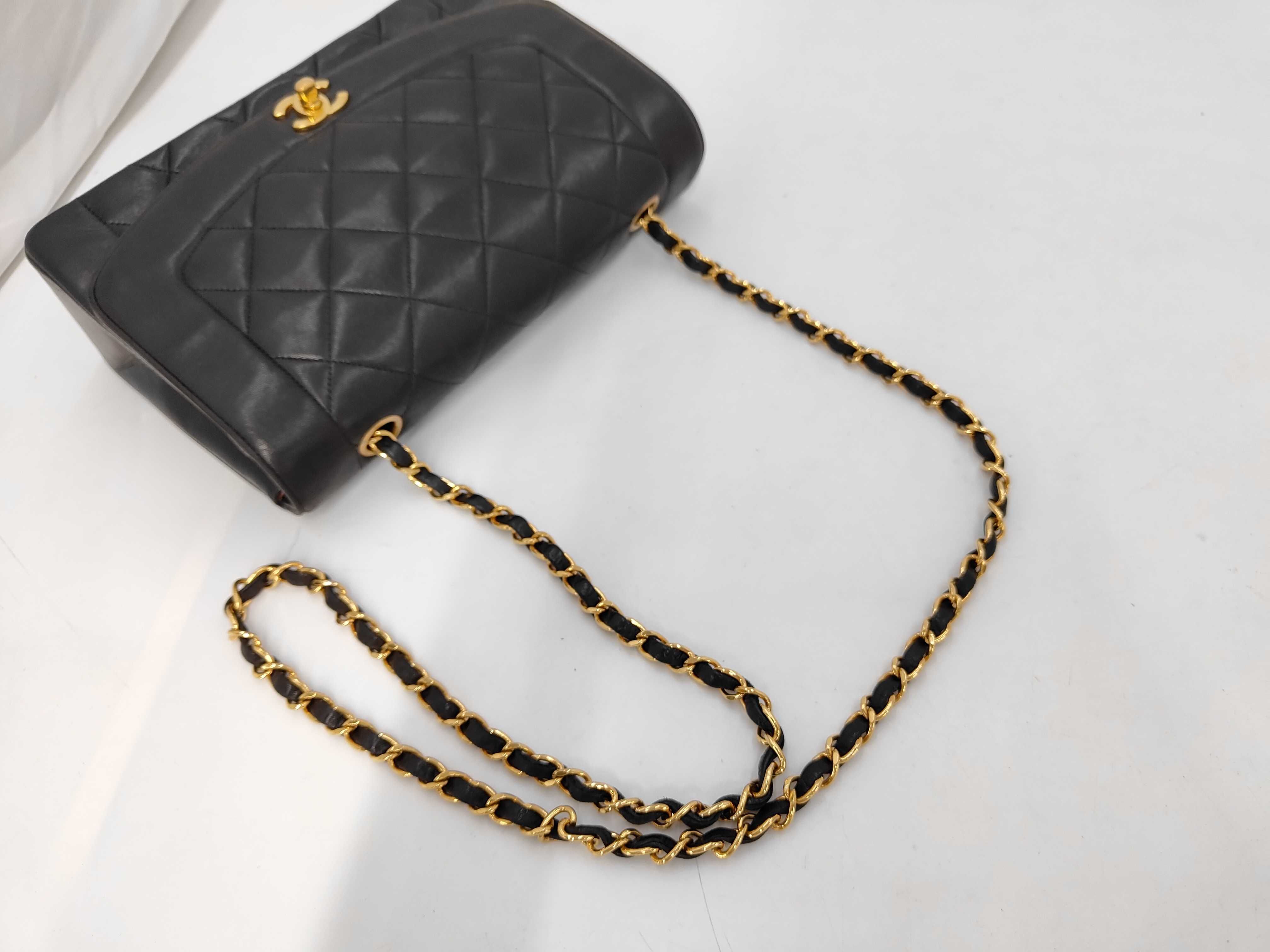 Diana Classic Flap Medium Shoulder Bag — view 5