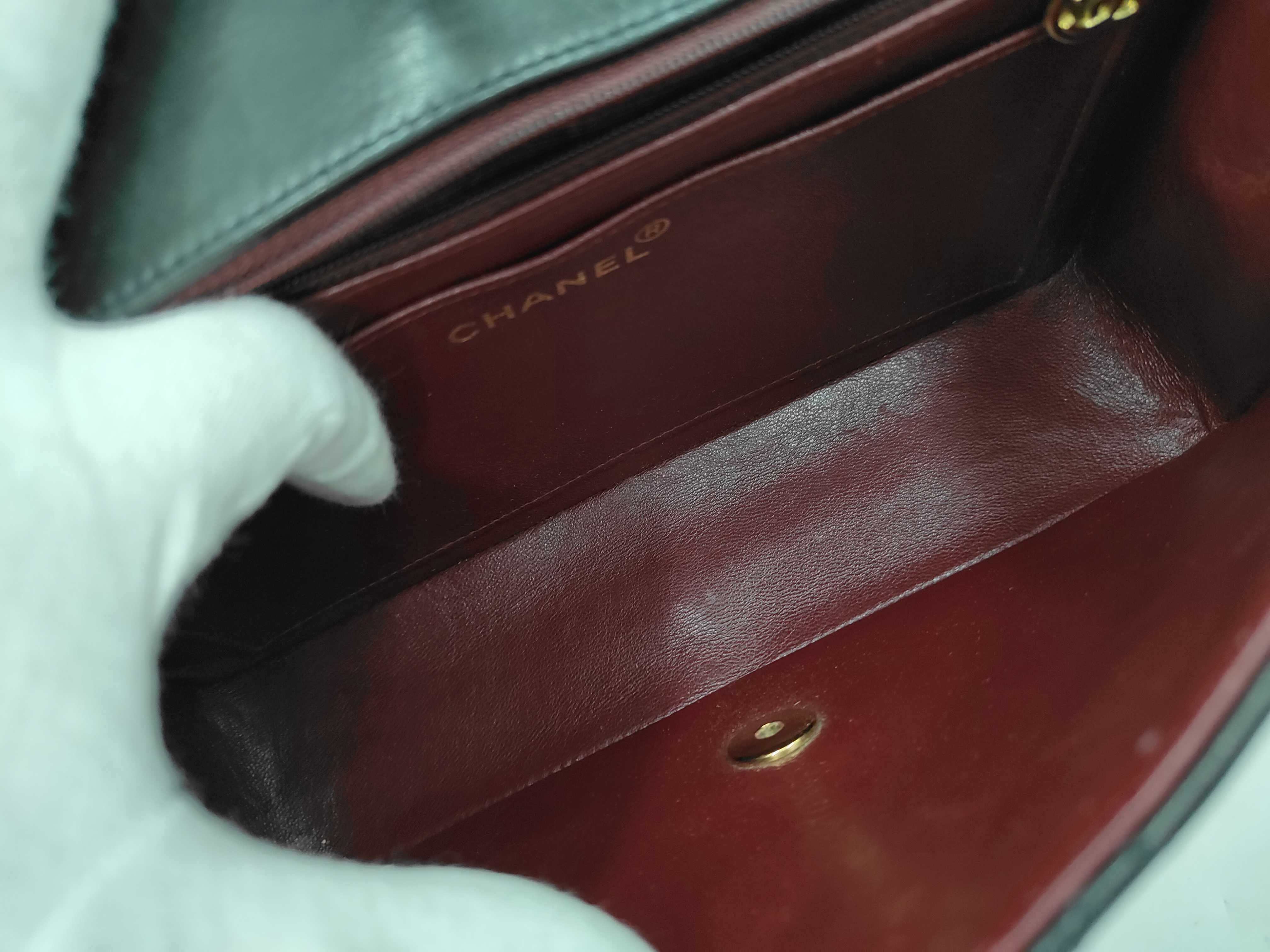 Diana Classic Flap Medium Shoulder Bag — view 9
