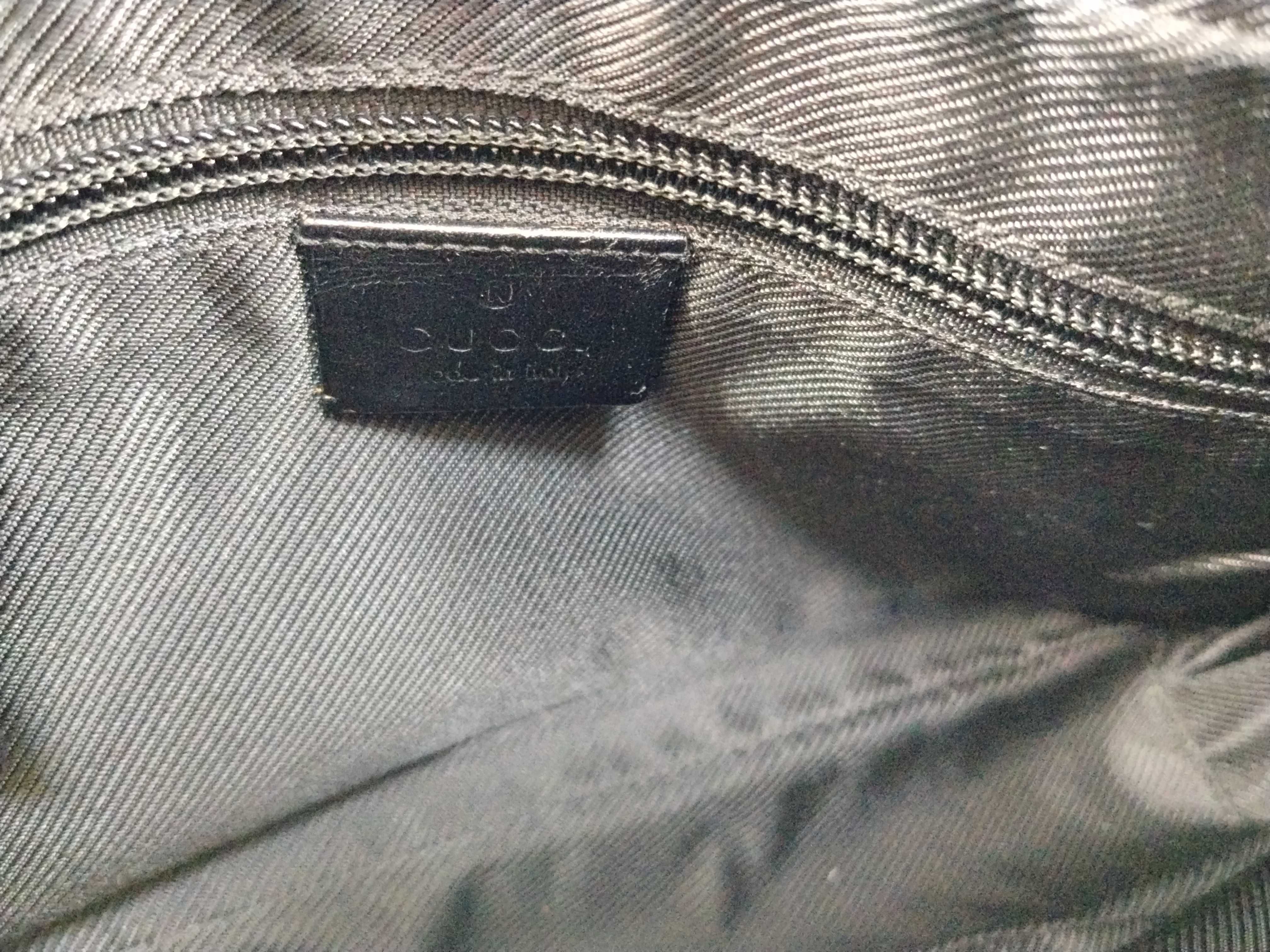 GG Canvas Shoulder Bag — view 11