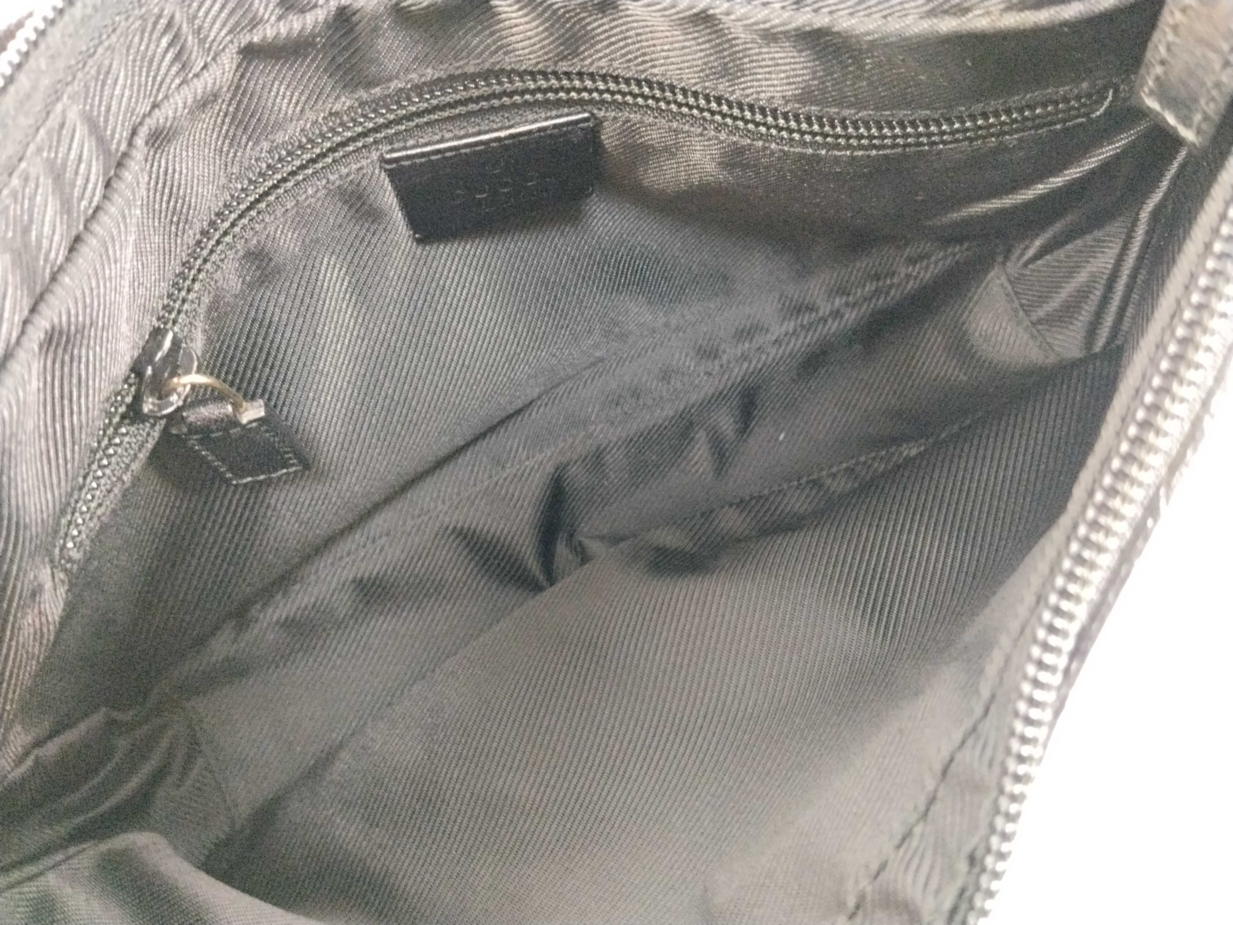 GG Canvas Shoulder Bag — view 12
