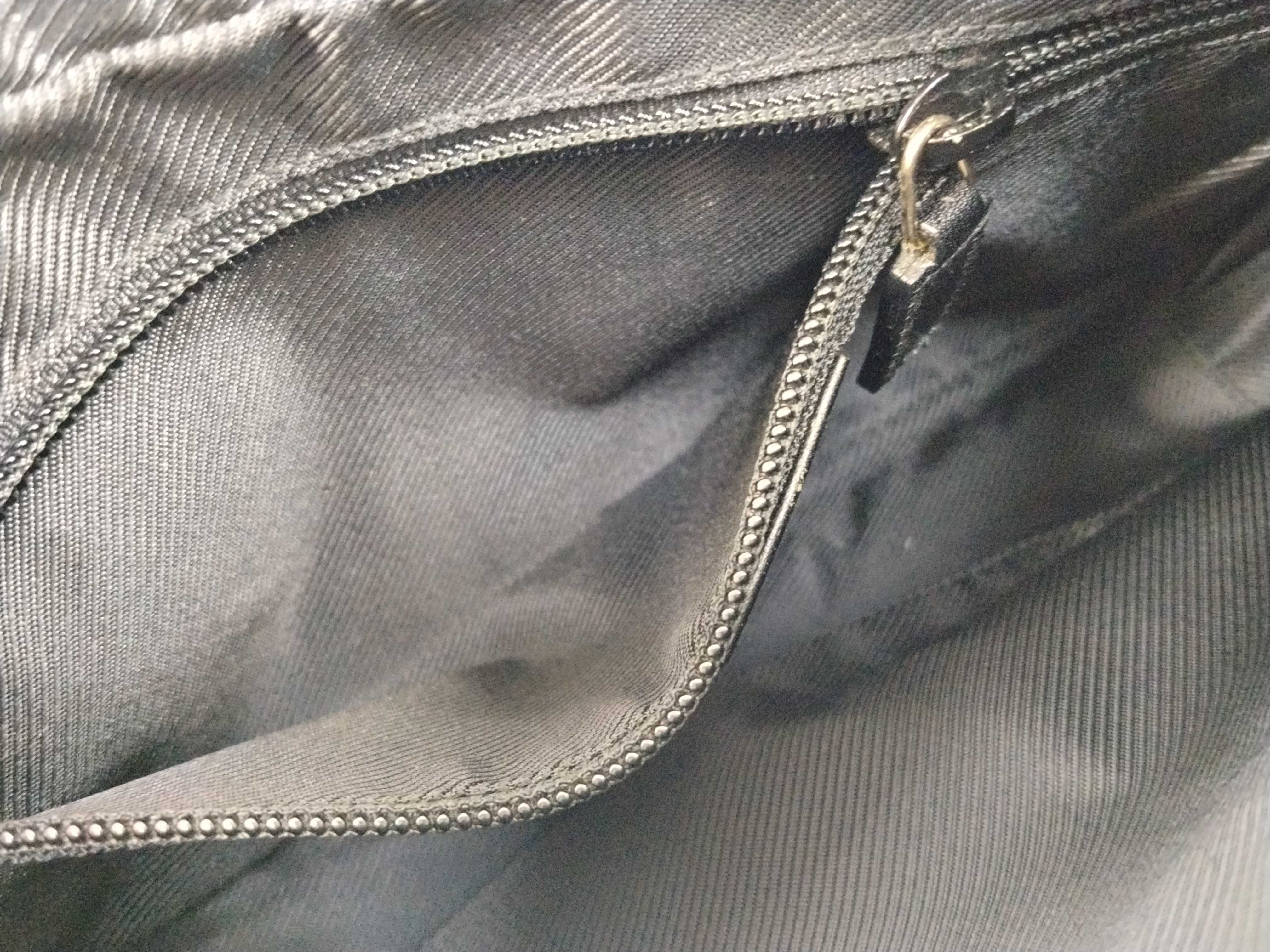 GG Canvas Shoulder Bag — view 13