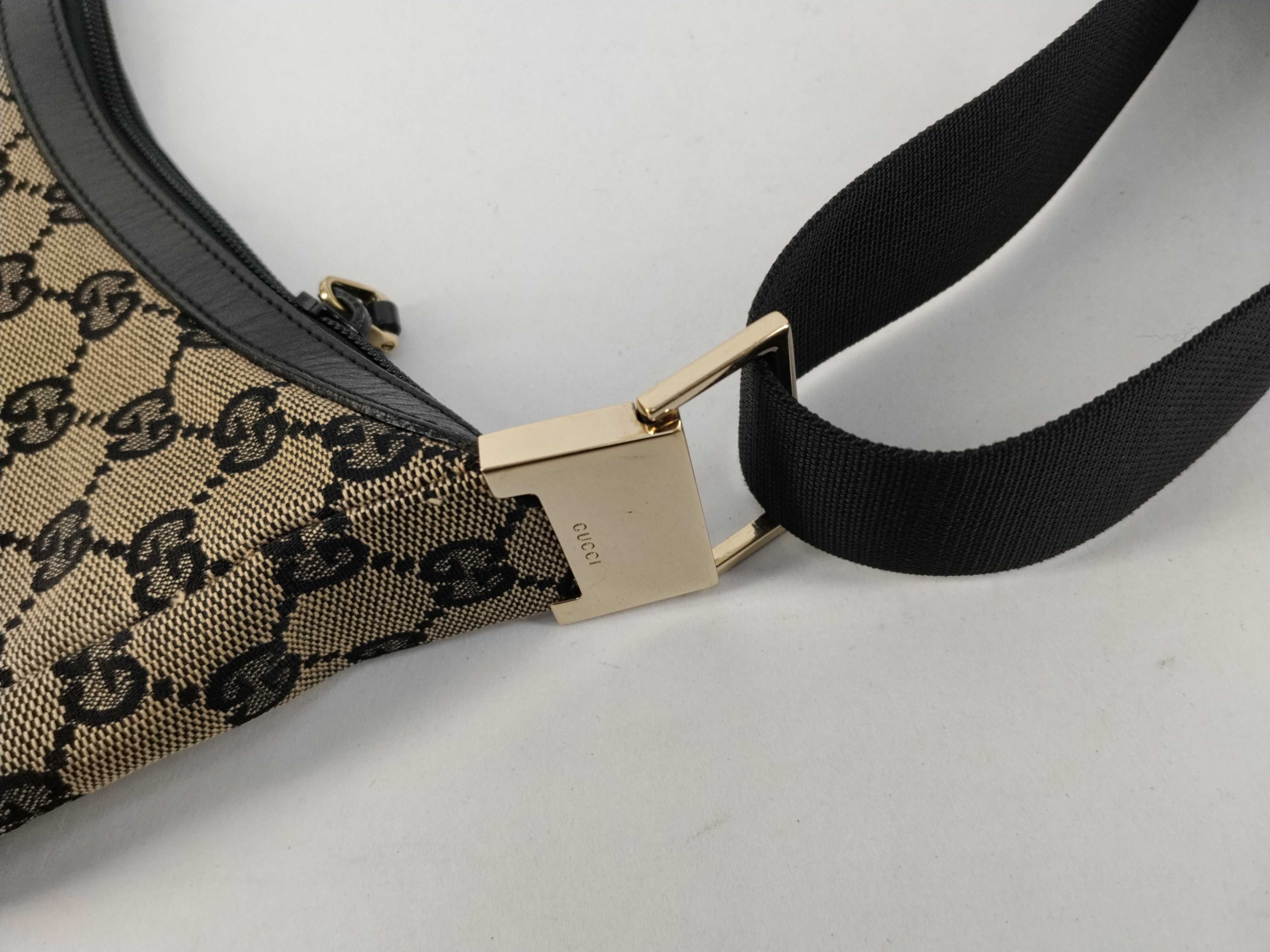 GG Canvas Shoulder Bag — view 5