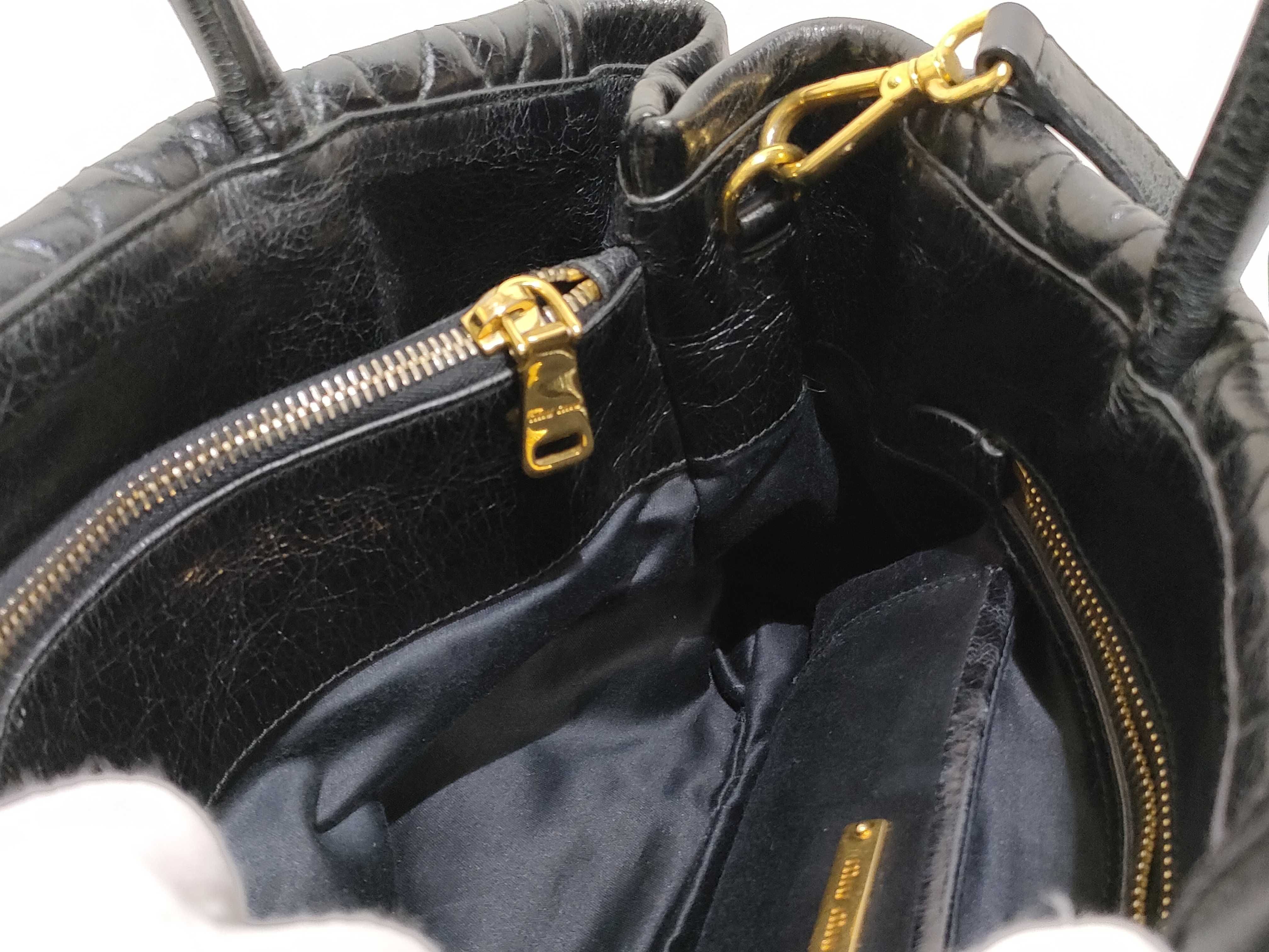 Matelassé 2-Way Bag Handbag — view 11