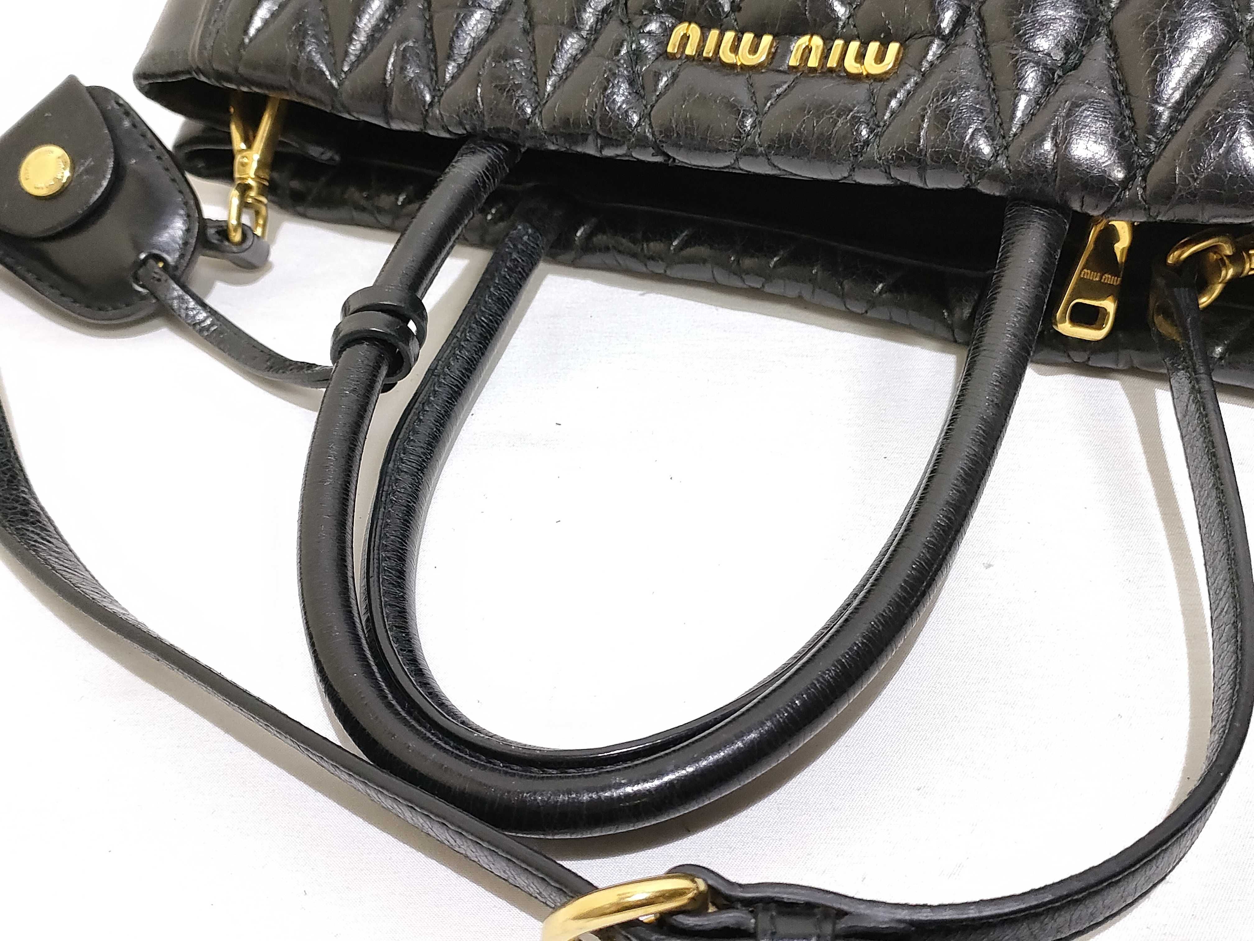 Matelassé 2-Way Bag Handbag — view 3