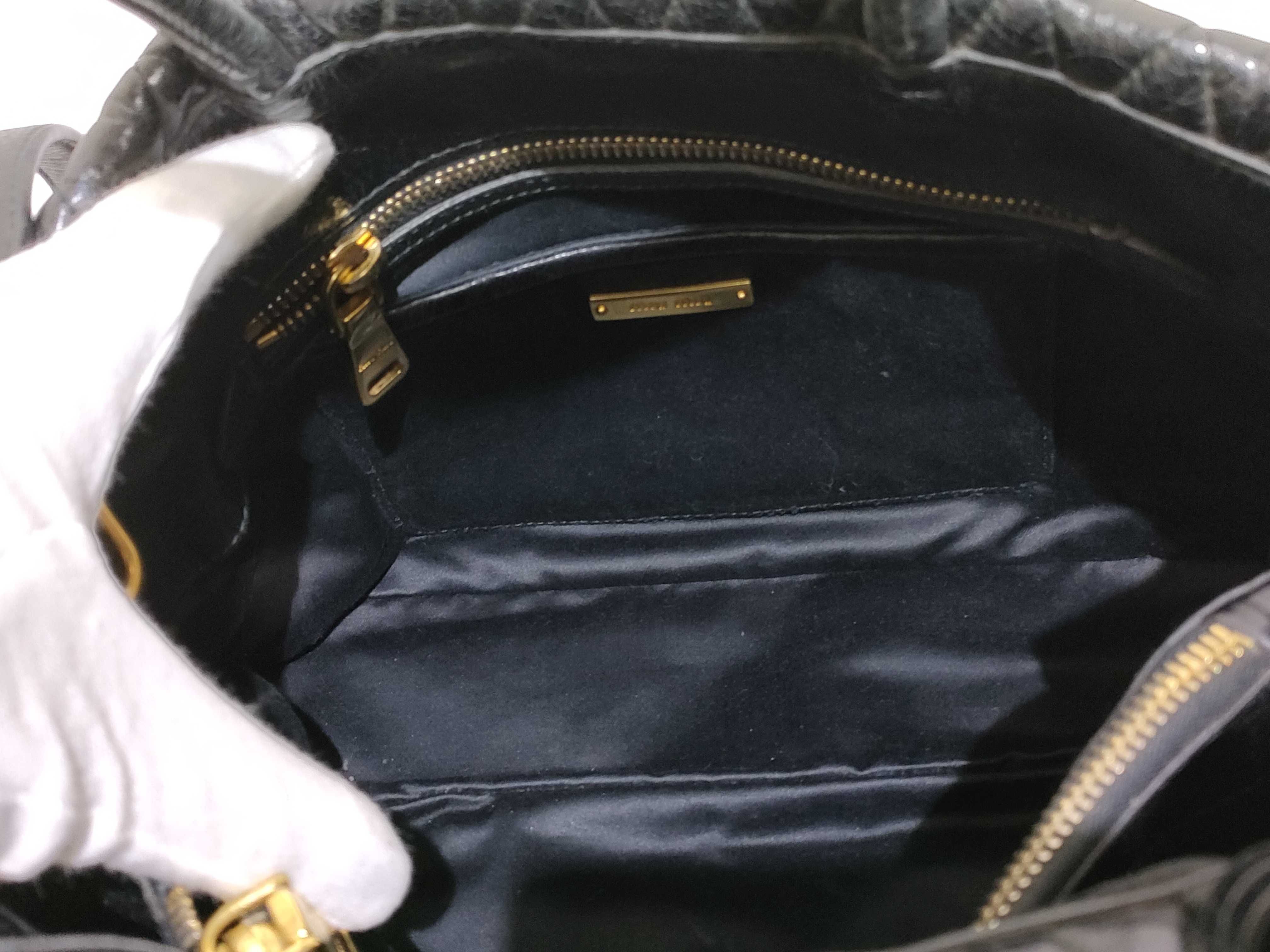 Matelassé 2-Way Bag Handbag — view 8