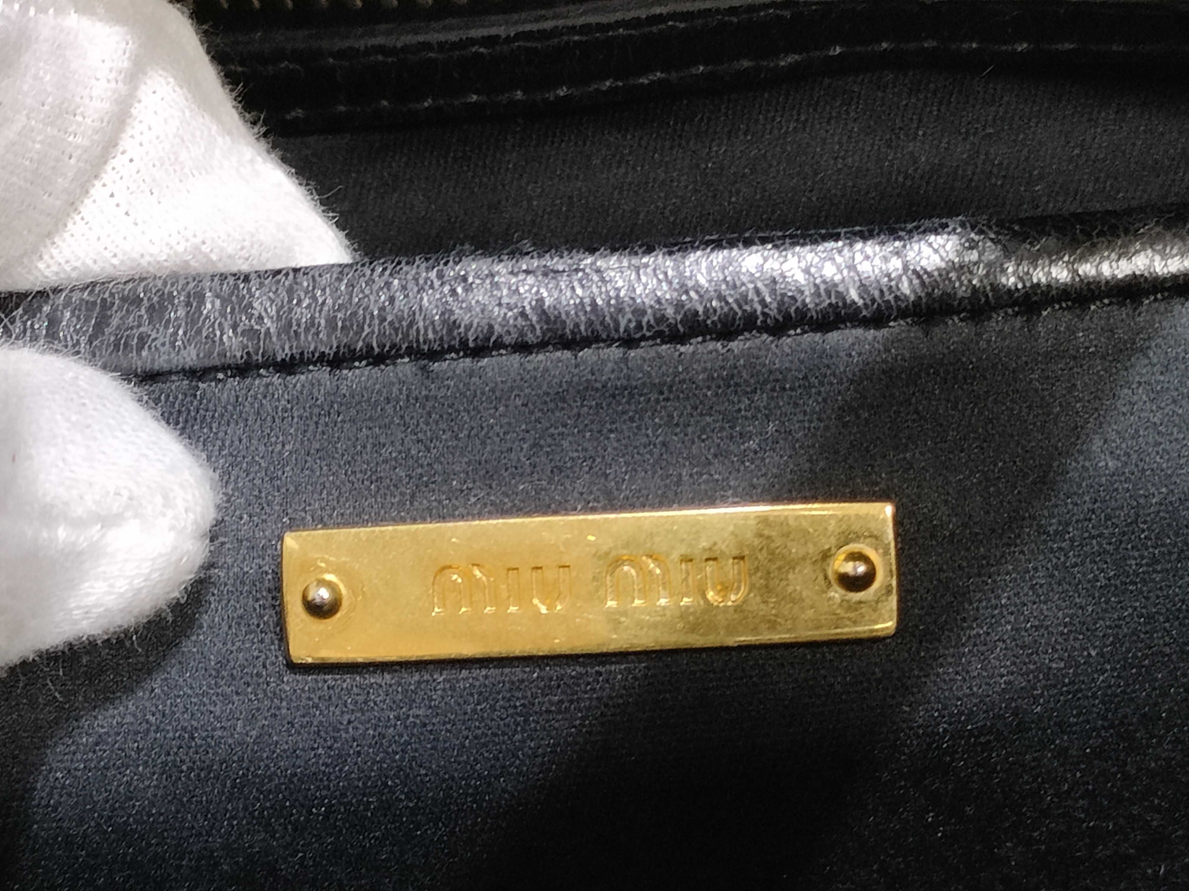 Matelassé 2-Way Bag Handbag — view 10
