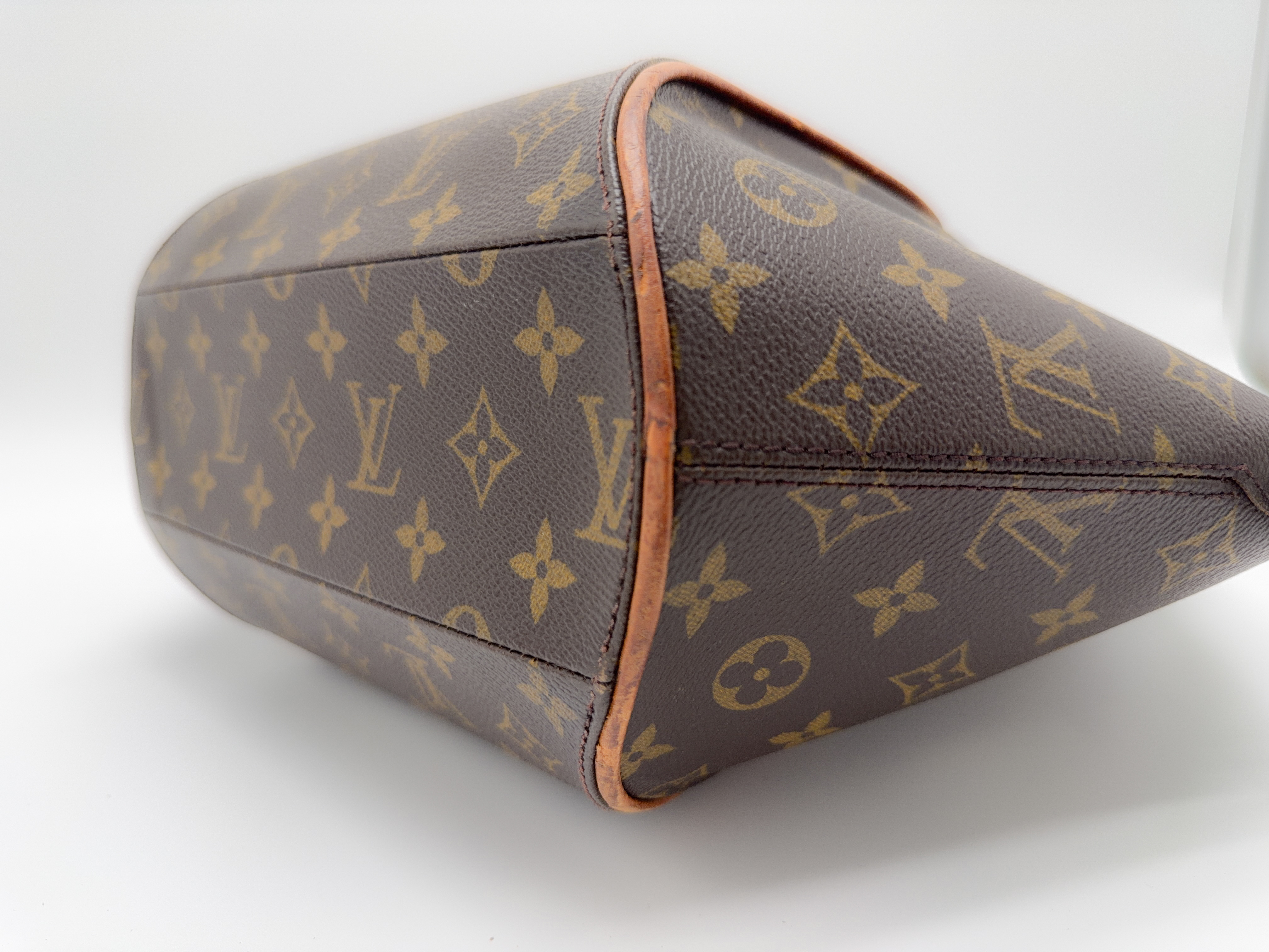 Monogram M51126 Ellipse MM AS0938 Handbag — view 9