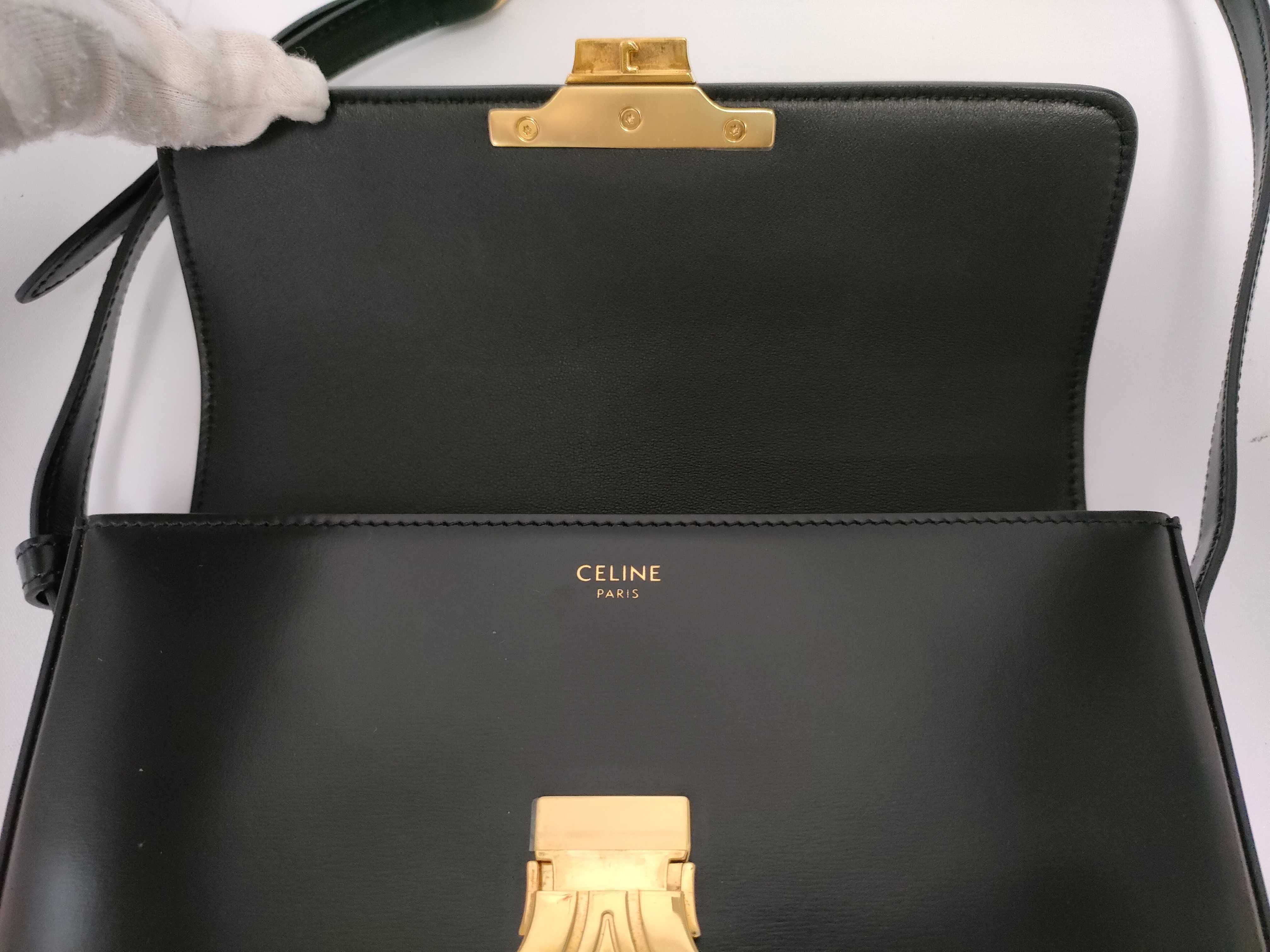 Triomphe Chain Shoulder Bag — view 10