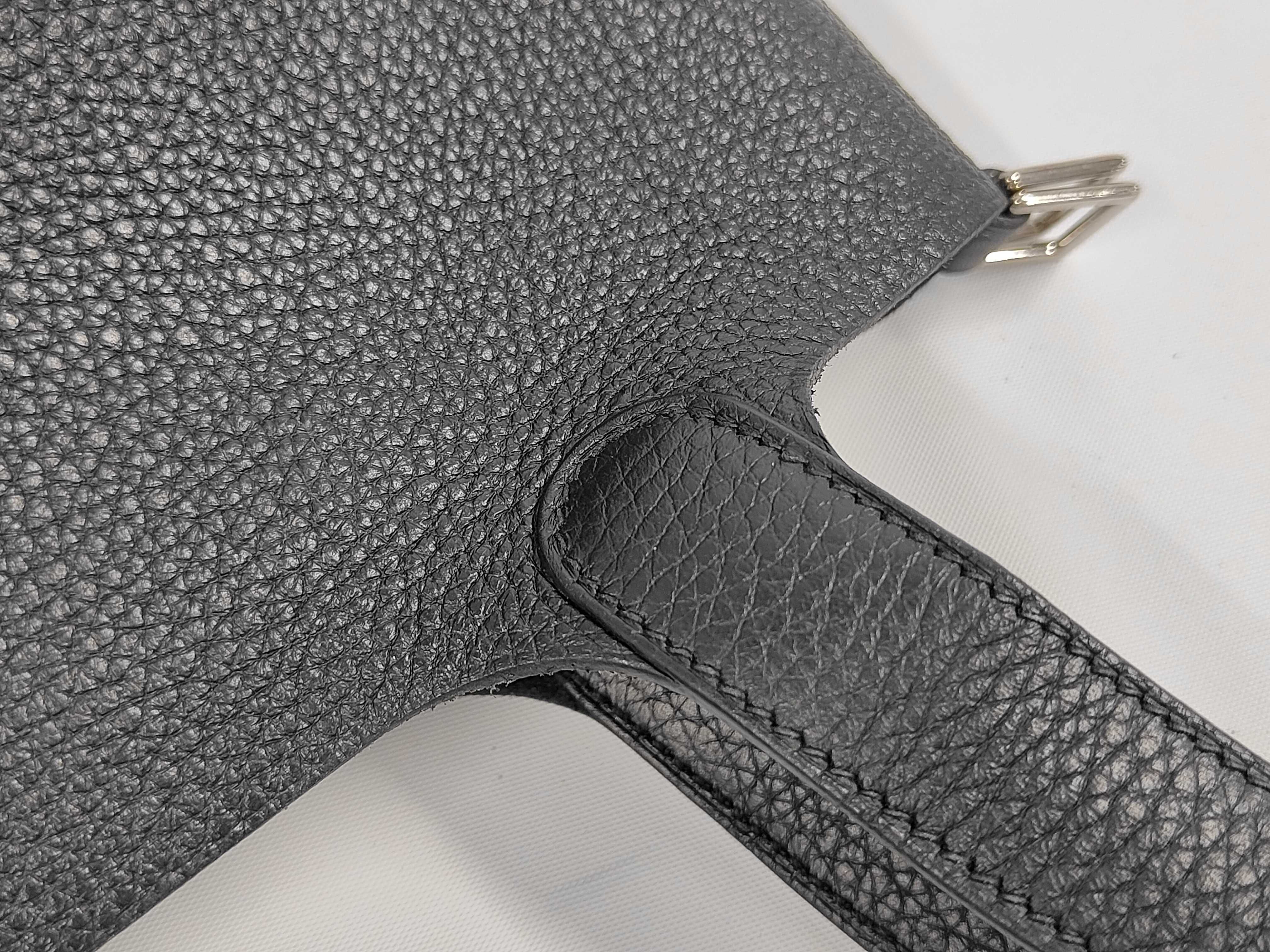 Picotin Lock 18 Black Handbag — view 6
