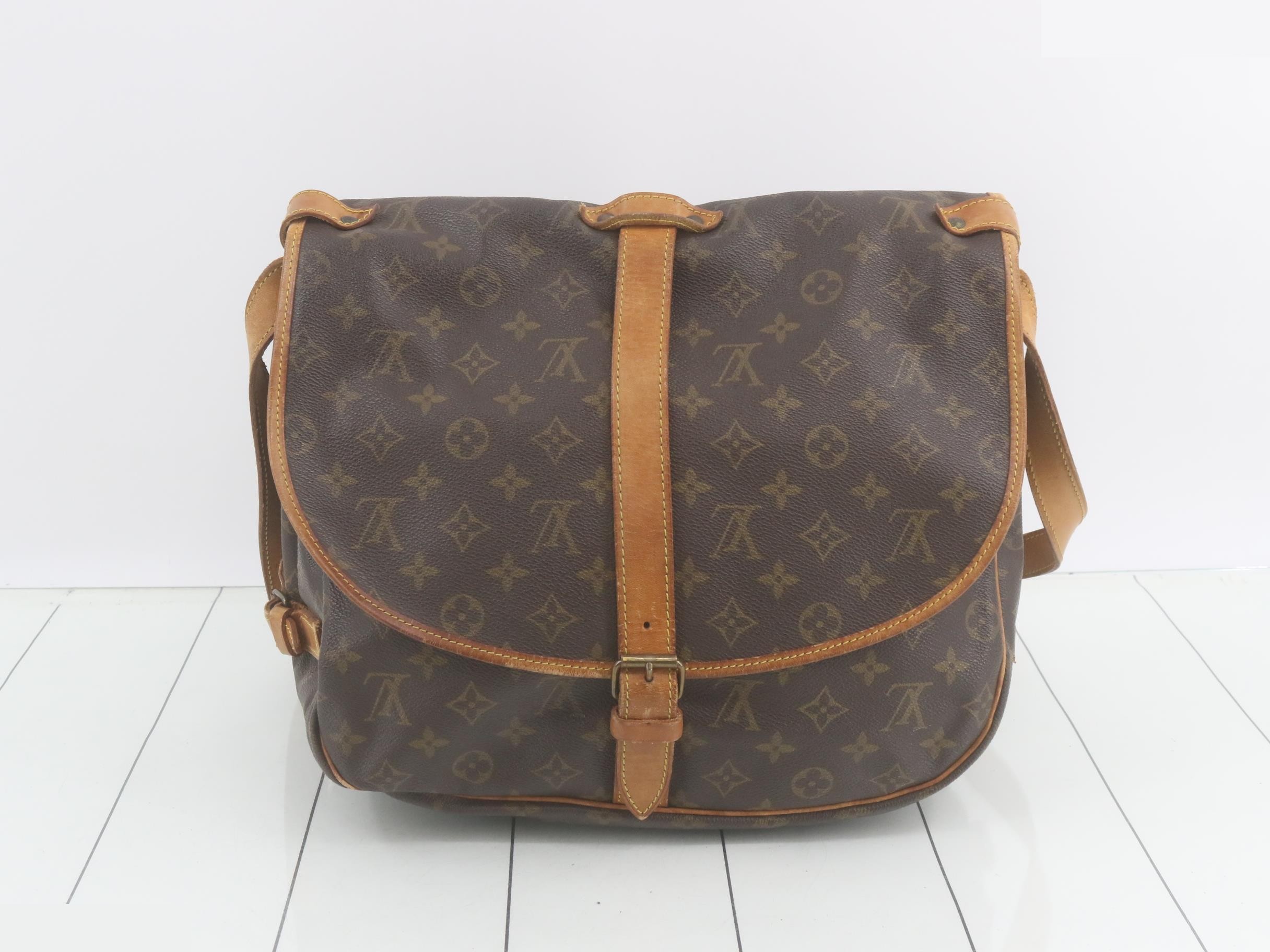 Monogram Saumur 35 Shoulder Bag M42254 — view 2