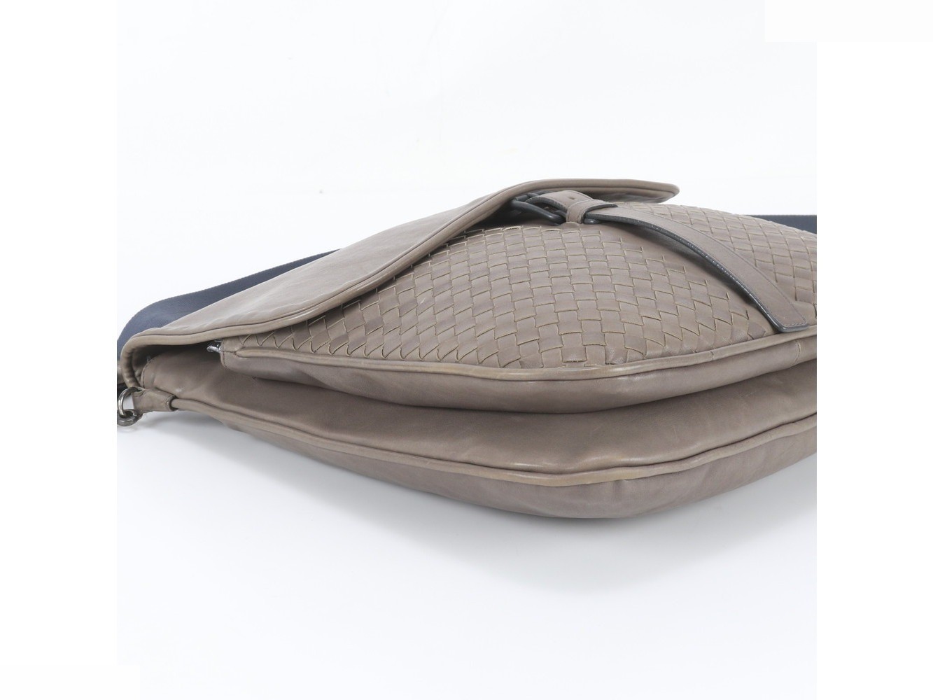 Intrecciato woven leather shoulder bag — view 5