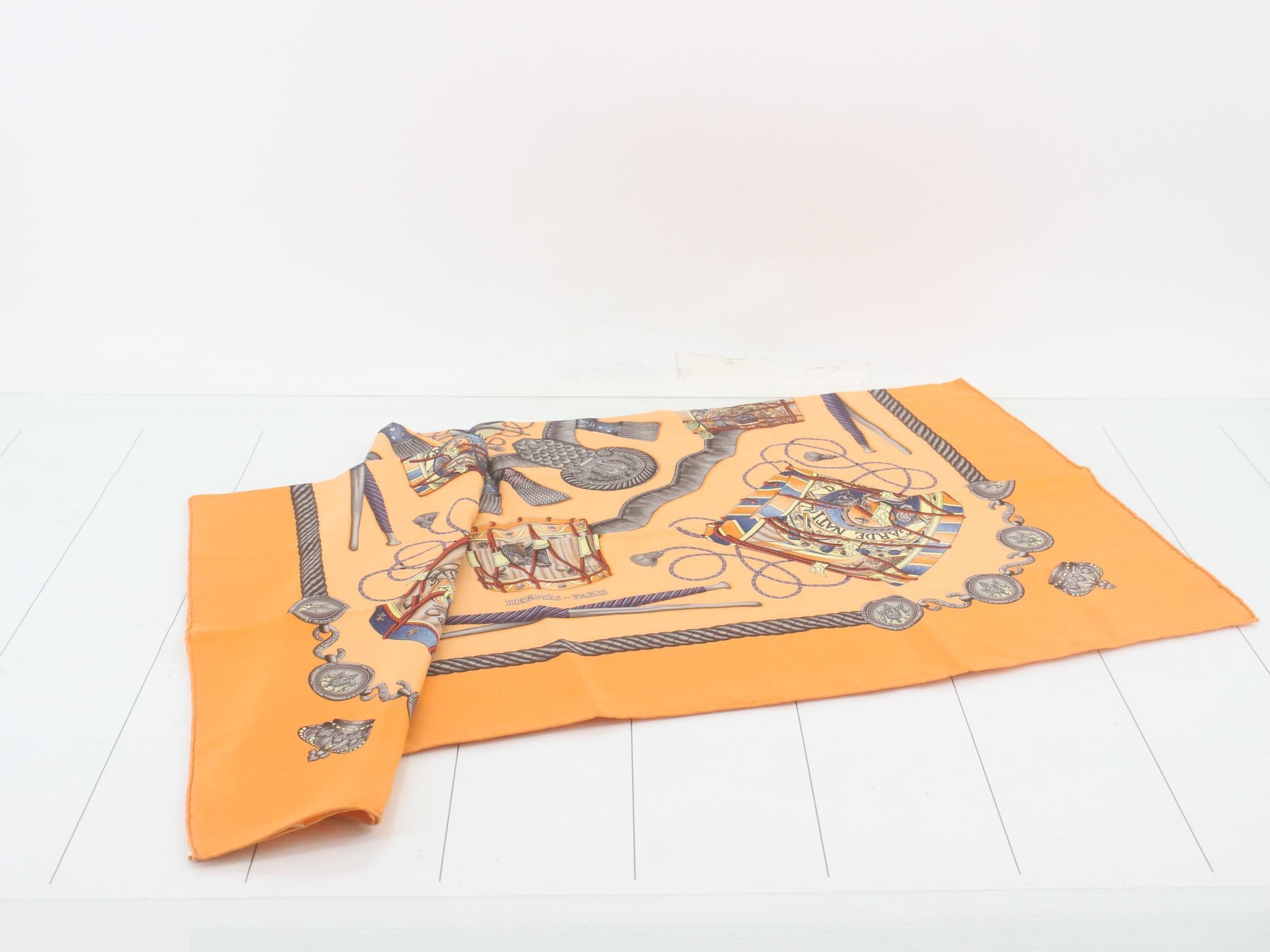 Carré 90 Tambour Drum Silk Scarf — view 3