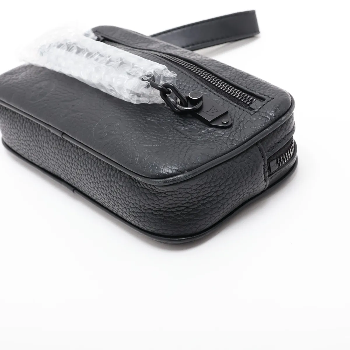 Taurillon Pochette Volga M55703 SF5119 Black — view 3