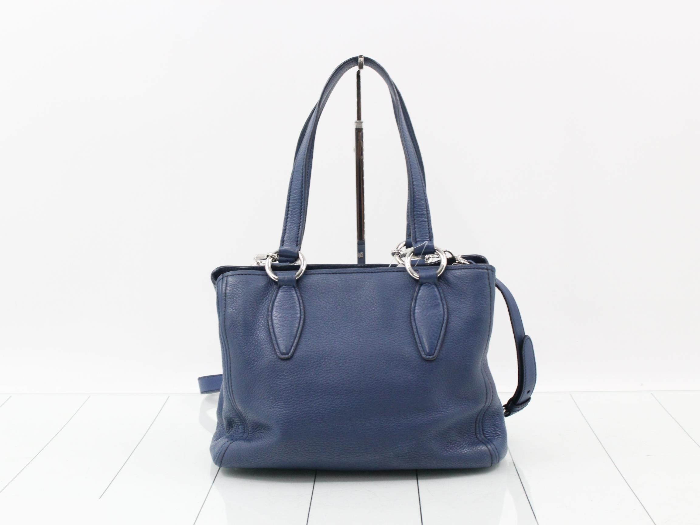 Vitello Daino 2-Way Shoulder Bag — view 2