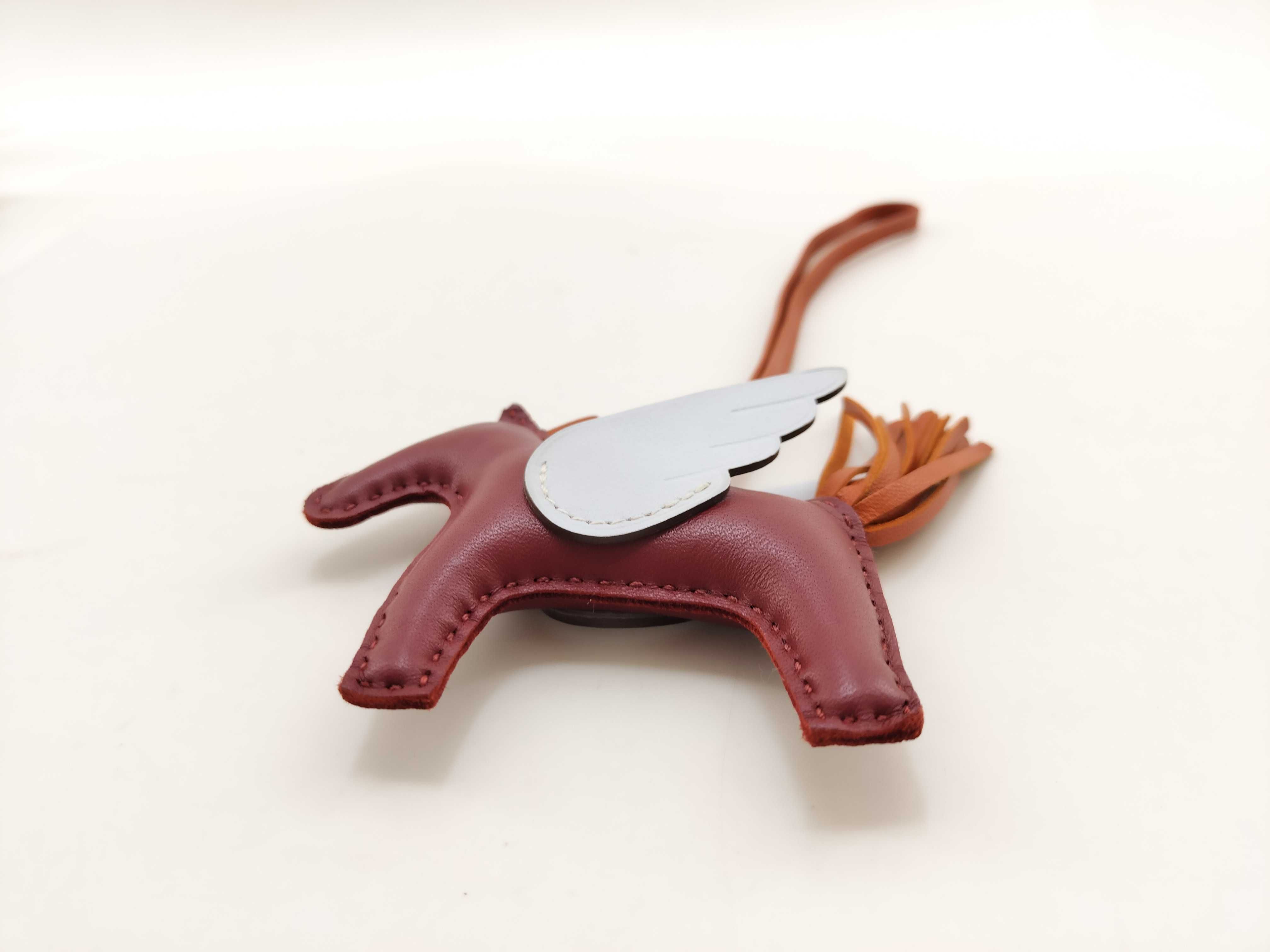 Pegasus PM Rouge Grenat x Carnelian Hermes Charm — view 3
