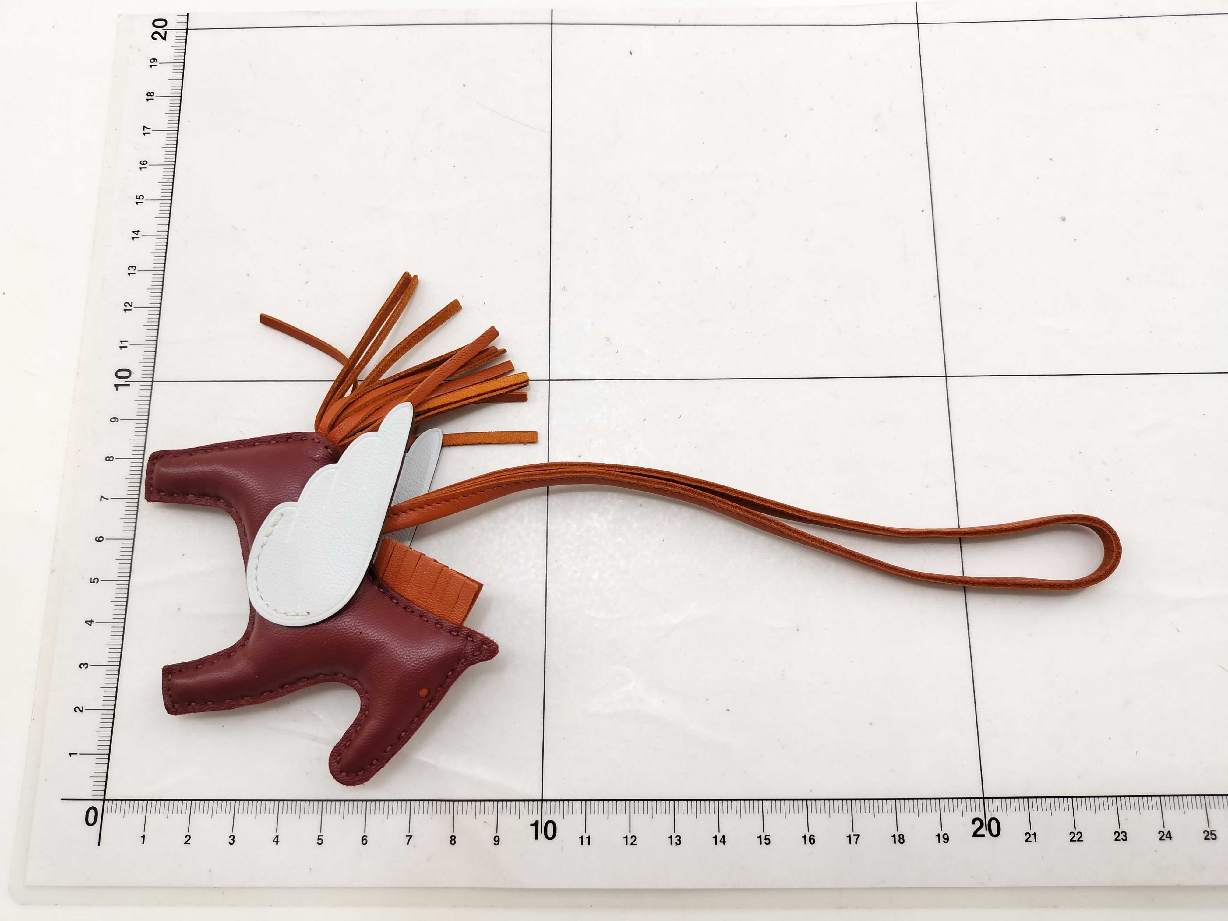 Pegasus PM Rouge Grenat x Carnelian Hermes Charm — view 9