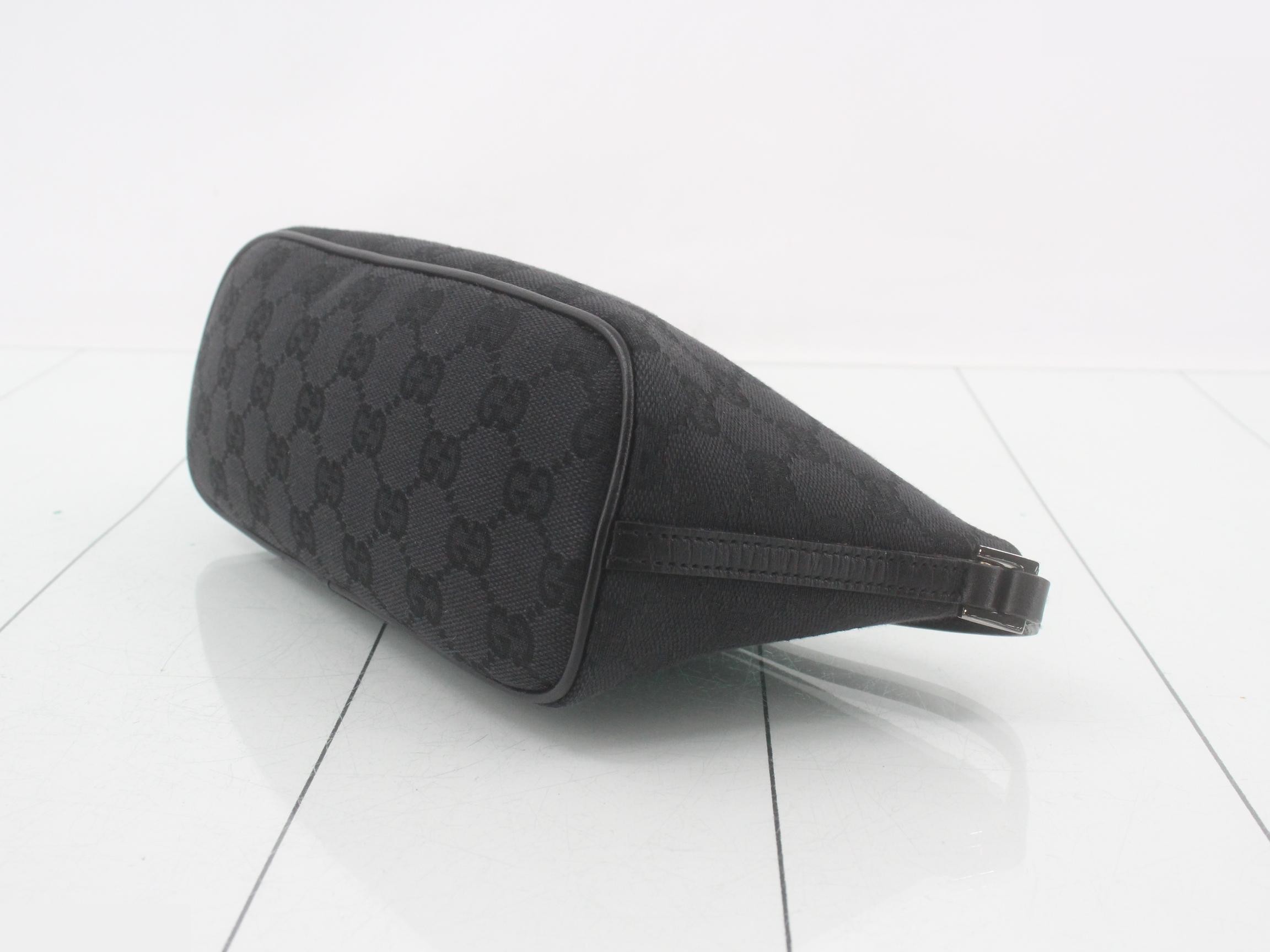 GG Canvas Accessory Pouch — view 6