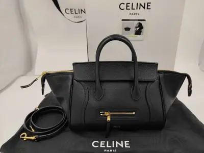 Little Luggage Grained Calfskin Handbag