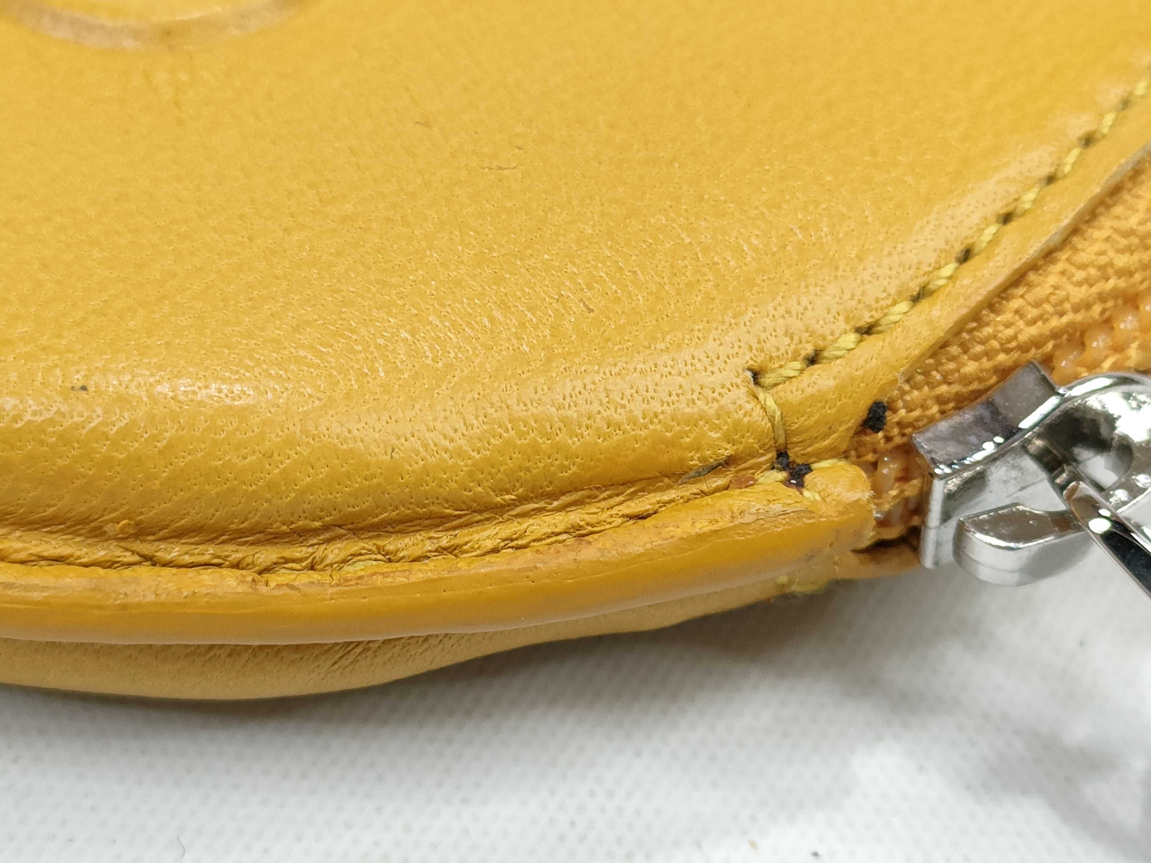 coin case — view 9