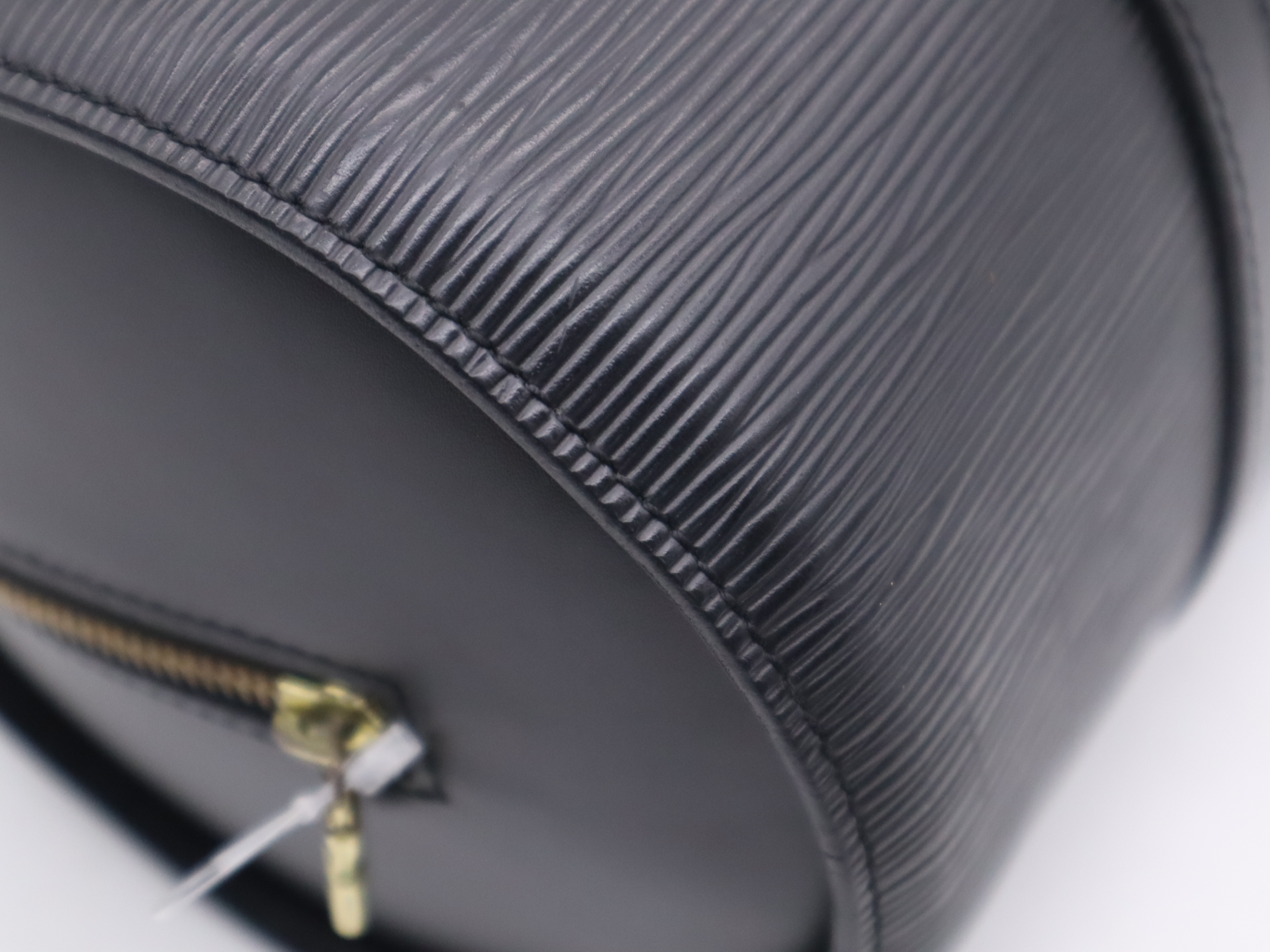 M52222 Epices Floss Noir Handbag — view 10