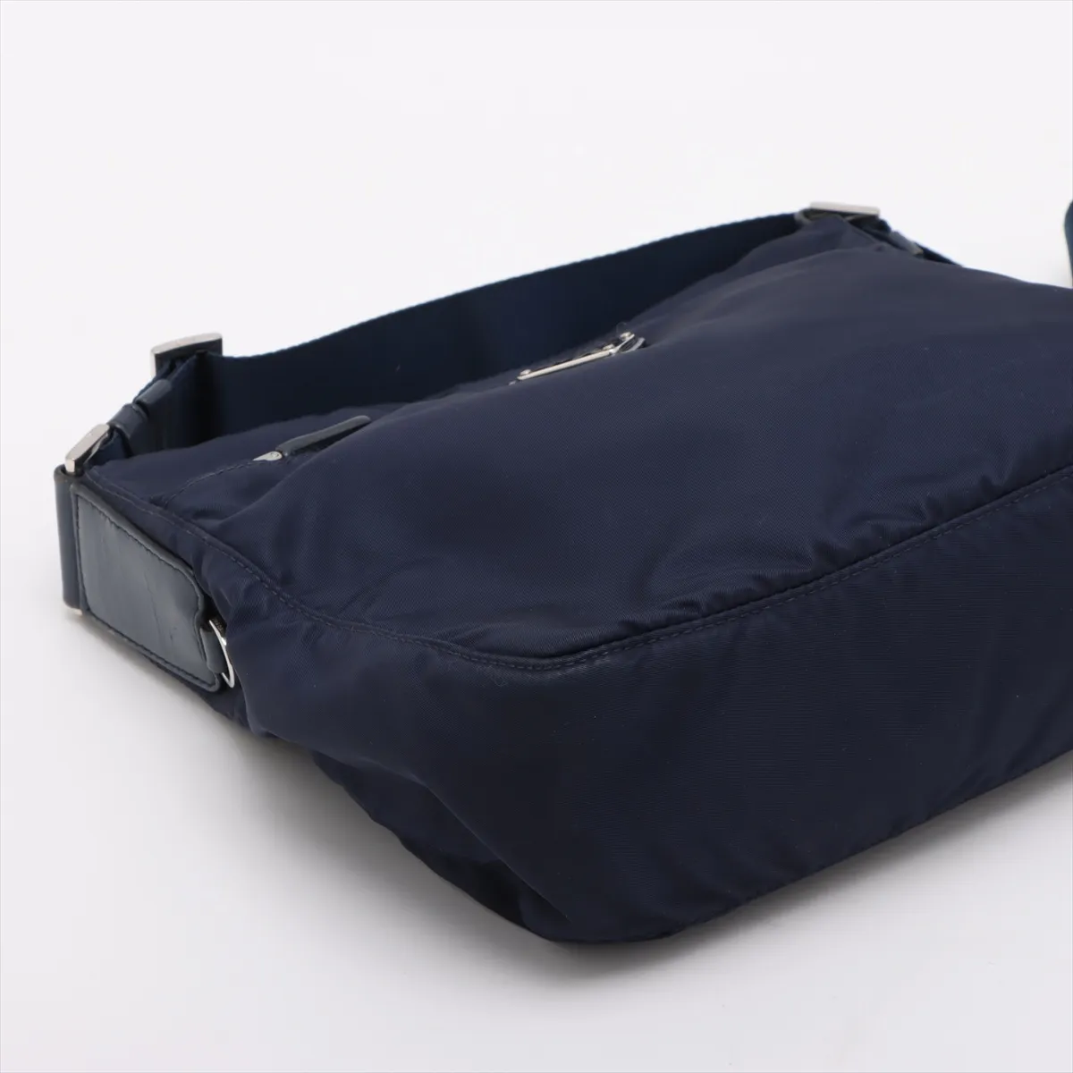 Tessuto Nylon x Leather Shoulder Bag Navy — view 4