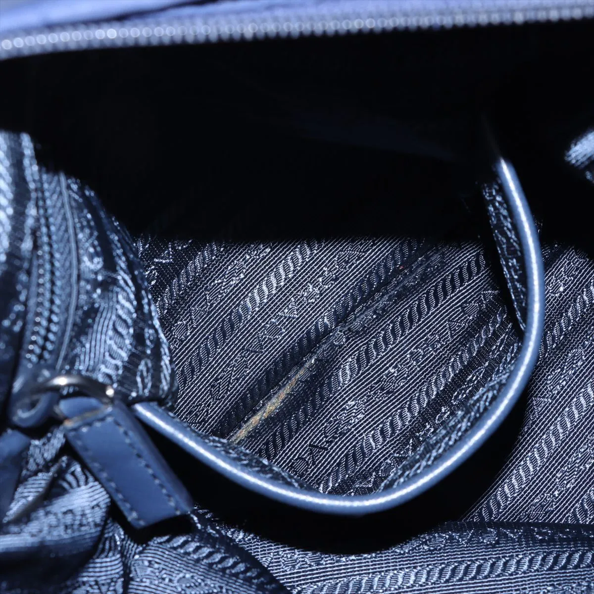 Tessuto Nylon x Leather Shoulder Bag Navy — view 8