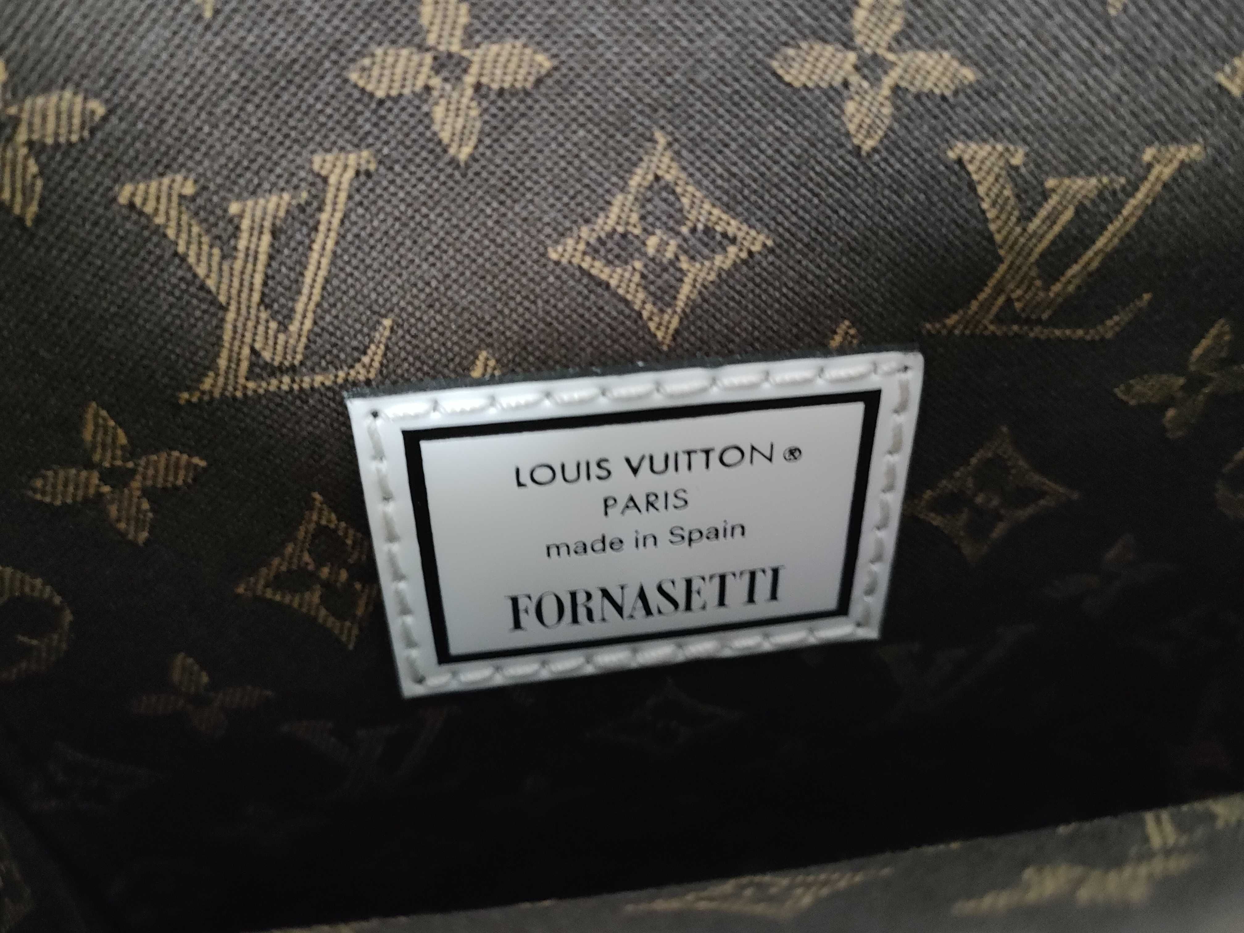 Monogram Louis Vuitton Mini Plat Bag Shoulder Bag — view 10
