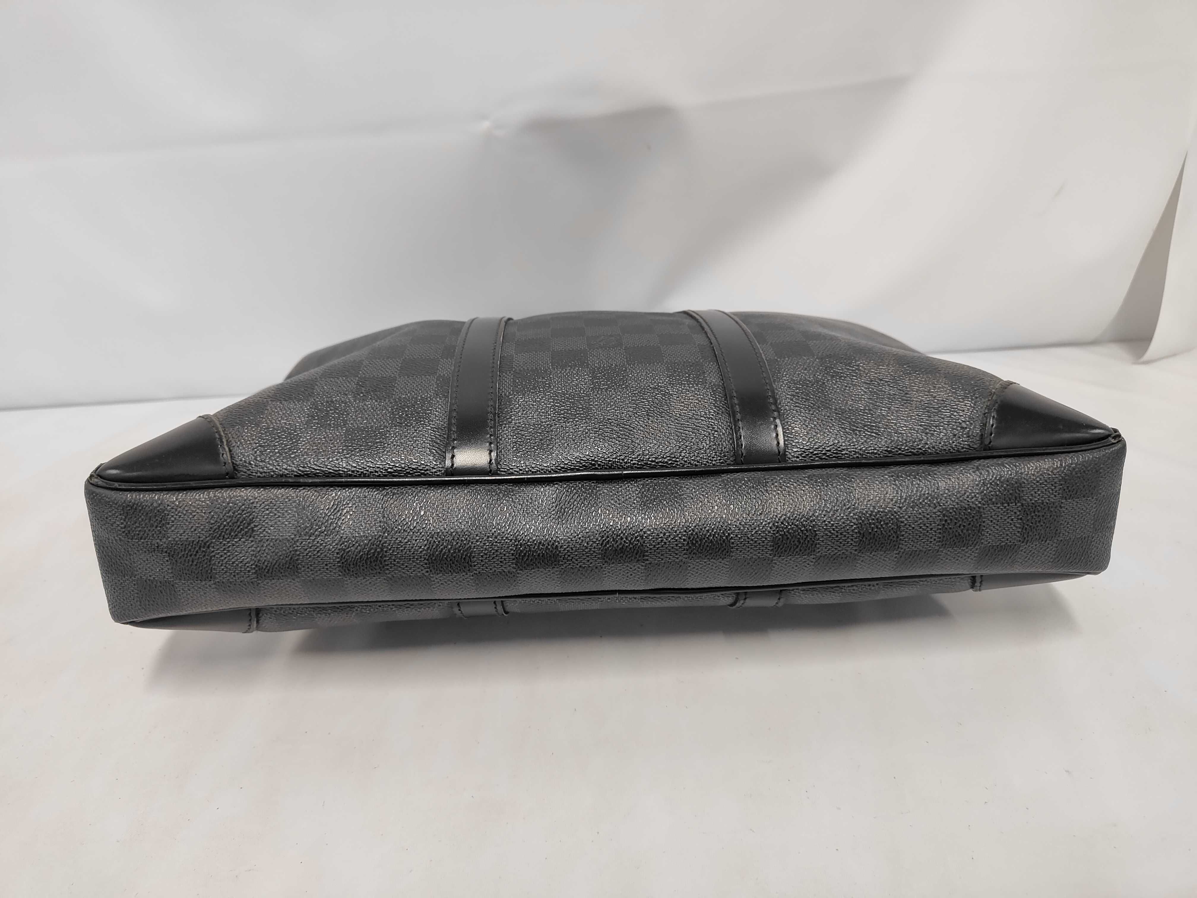 Damier Porte Documents Voyage Bag — view 3