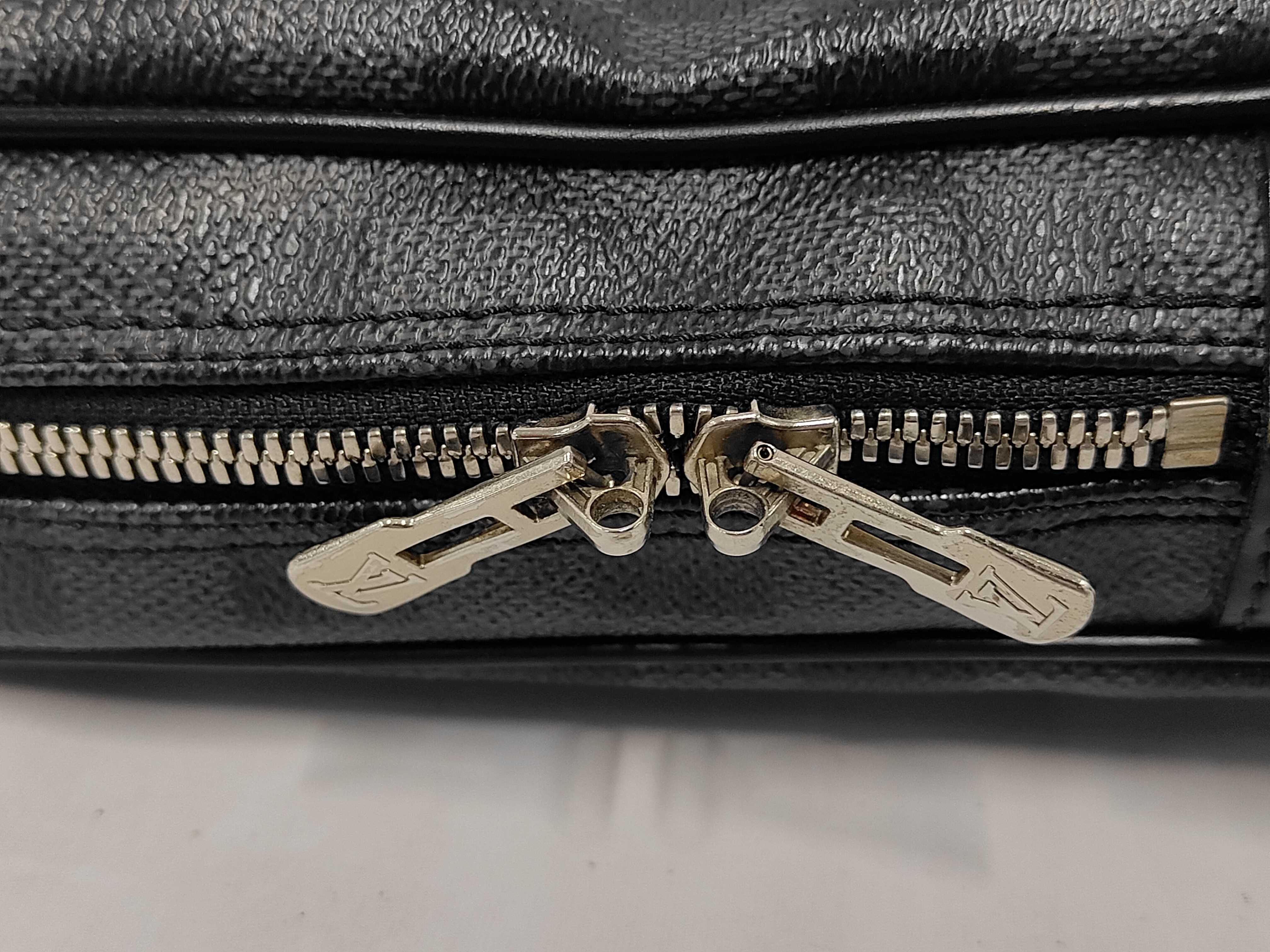 Damier Porte Documents Voyage Bag — view 10