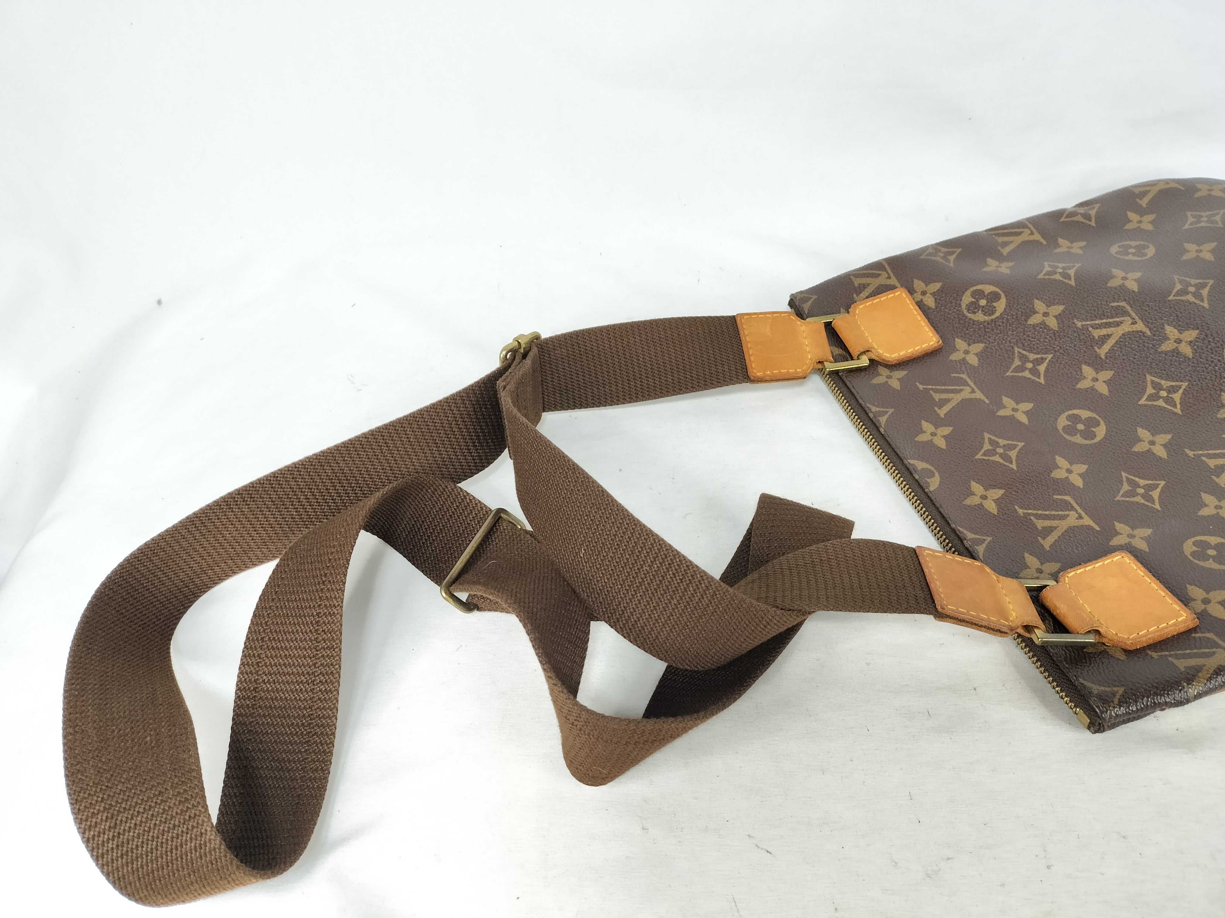 Damier LV Monogram Pochette Bosphore M40044 MI4078 Shoulder Bag — view 3