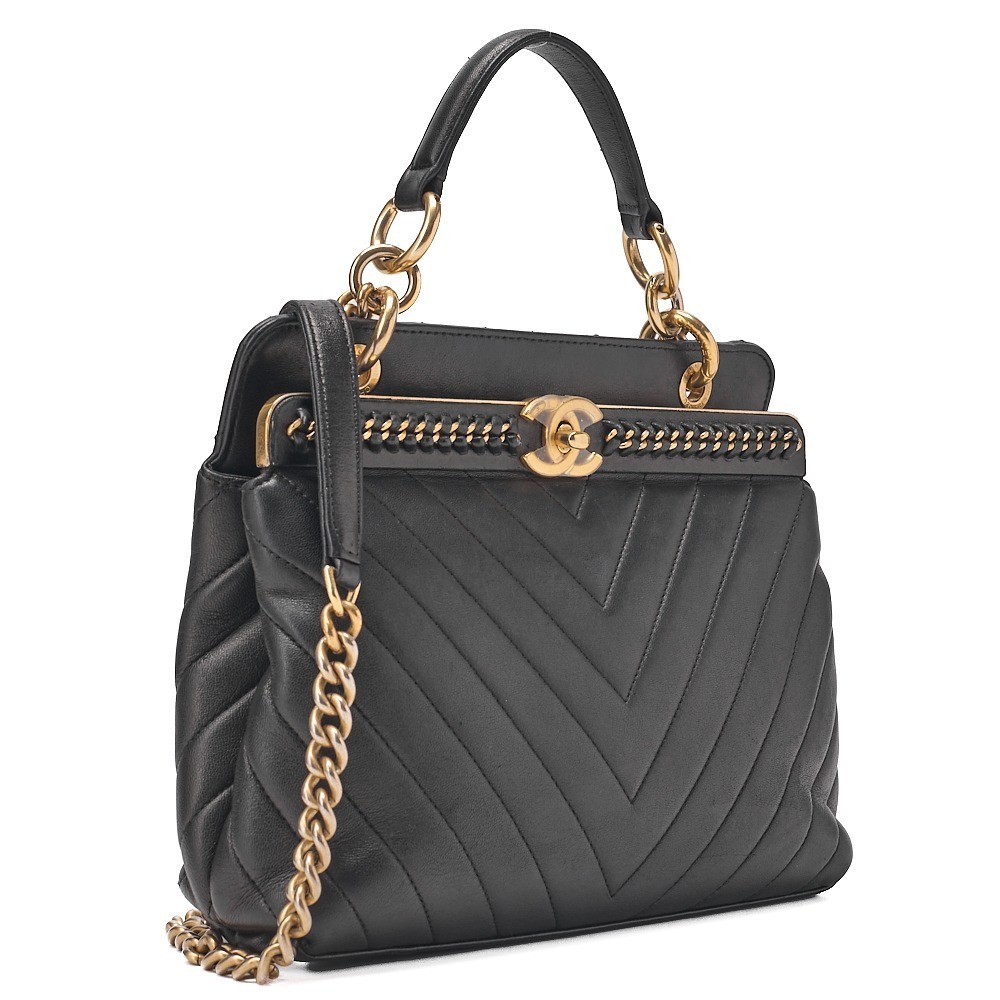 Lambskin V-stitch chain shoulder bag, black, gold hardware, serial number 24. — view 4