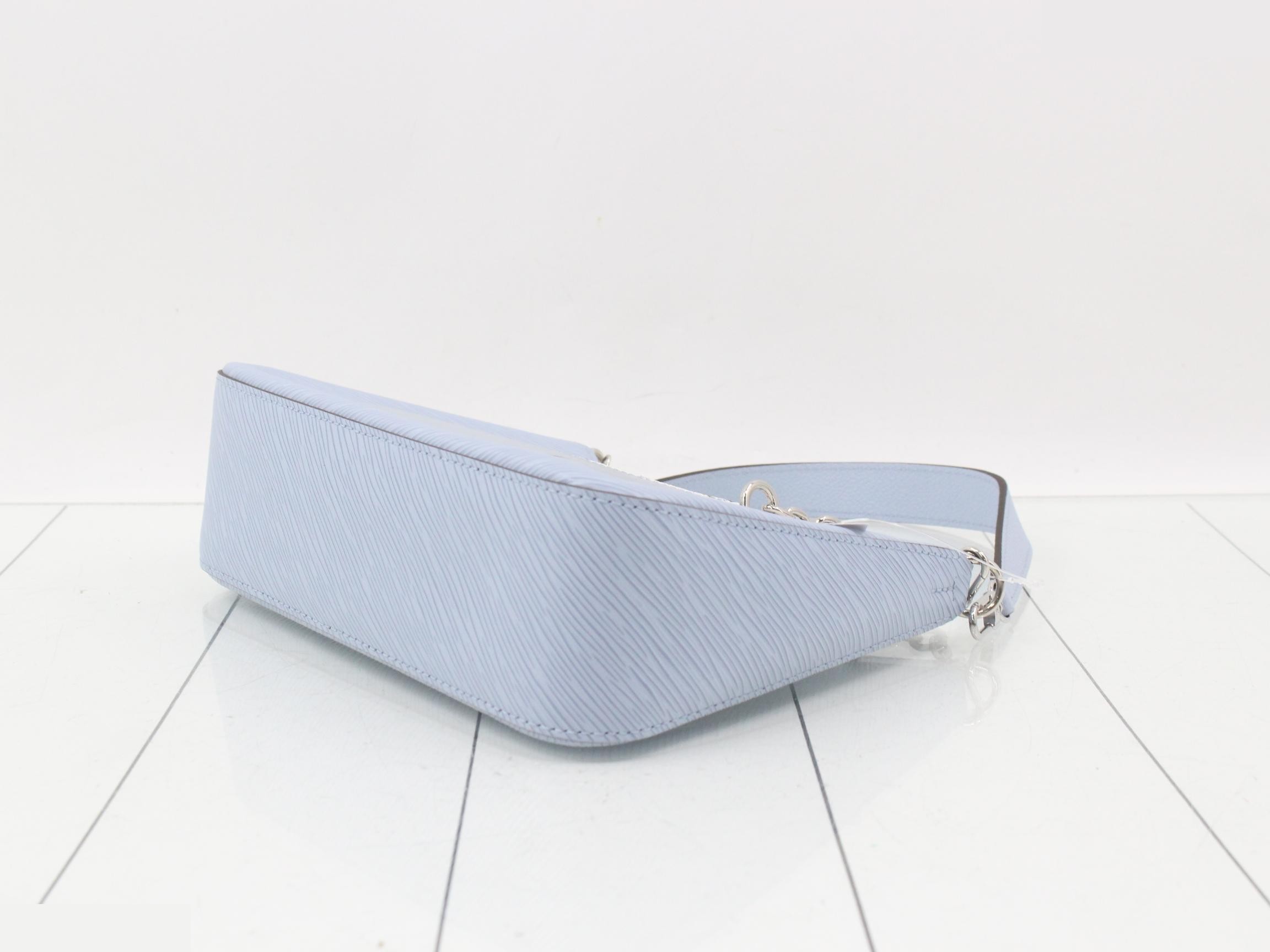 M59486 Louis Vuitton Epi Marelle NM with pouch, light blue — view 6