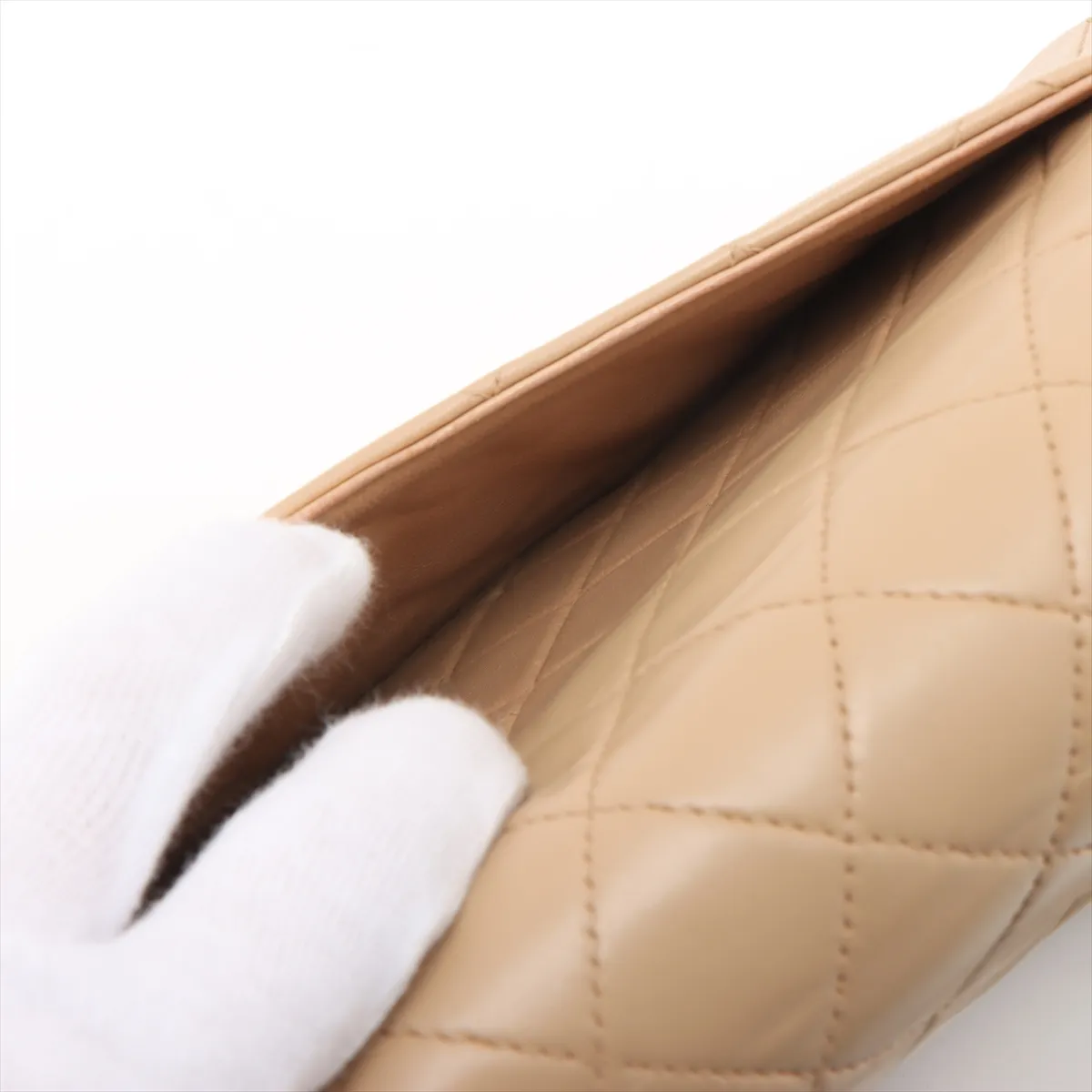 Matelasse 23 Small Lambskin Double Flap Double Chain Bag Beige Gold Hardware 6927549 6th Series A01113 — view 11
