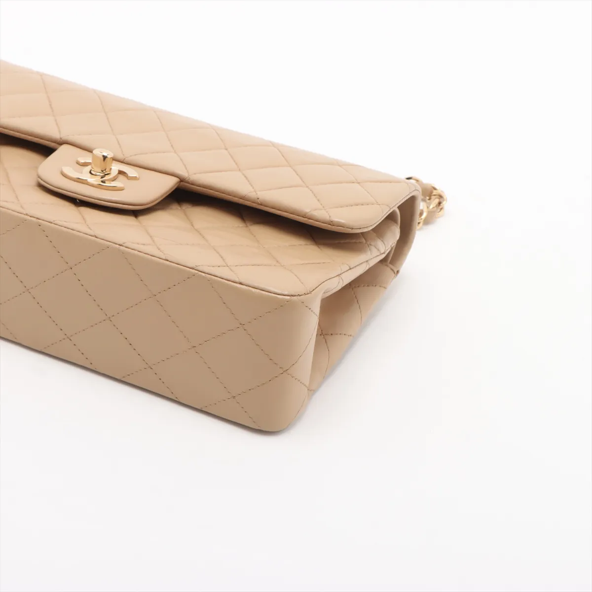 Matelasse 23 Small Lambskin Double Flap Double Chain Bag Beige Gold Hardware 6927549 6th Series A01113 — view 3