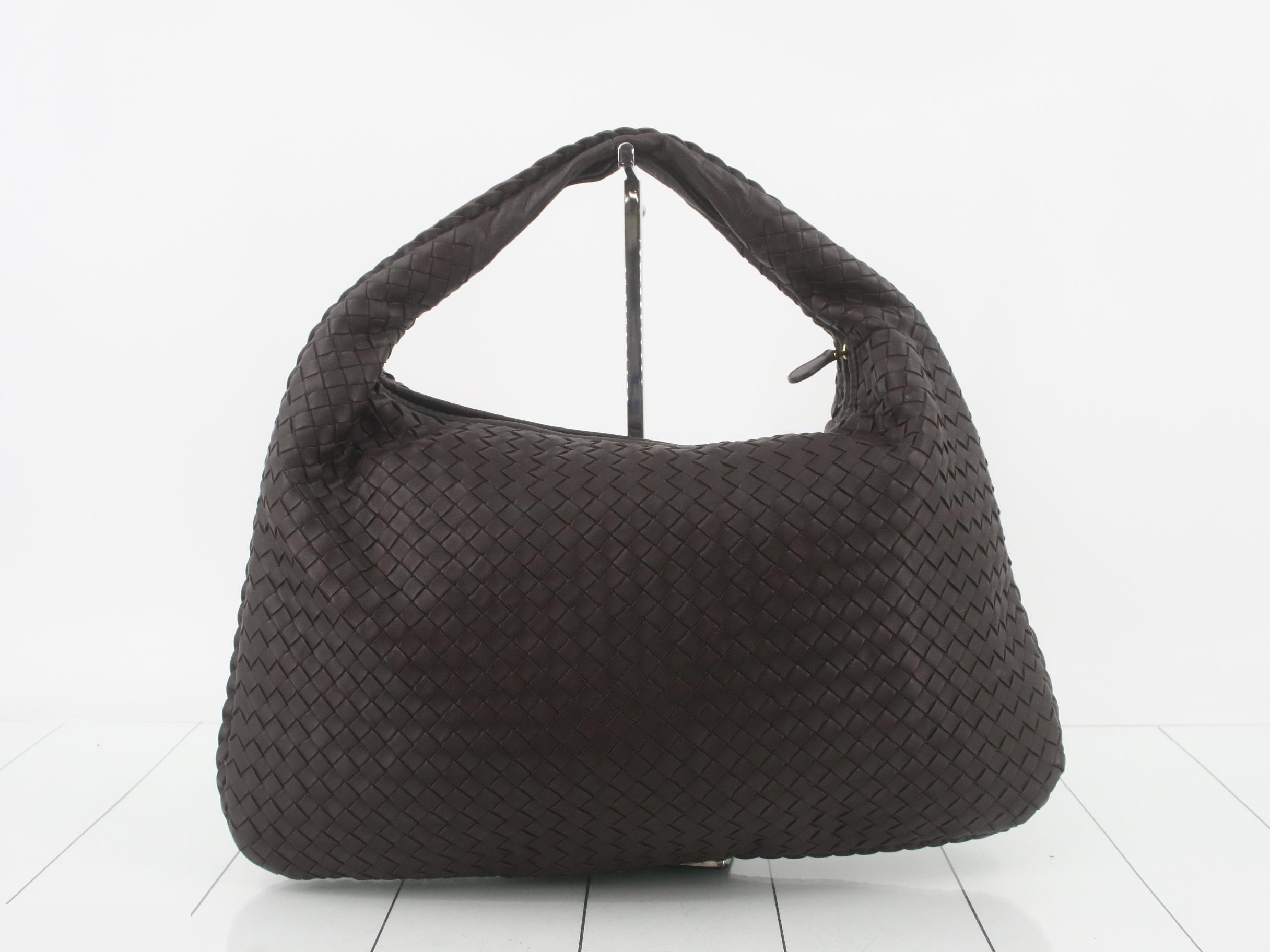 Intrecciato (bag) / Handbag / Hobo — view 2