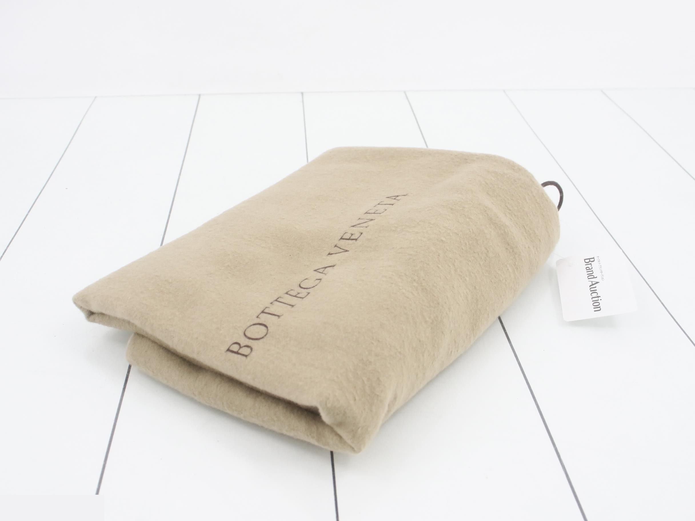 Intrecciato (bag) / Handbag / Hobo — view 7