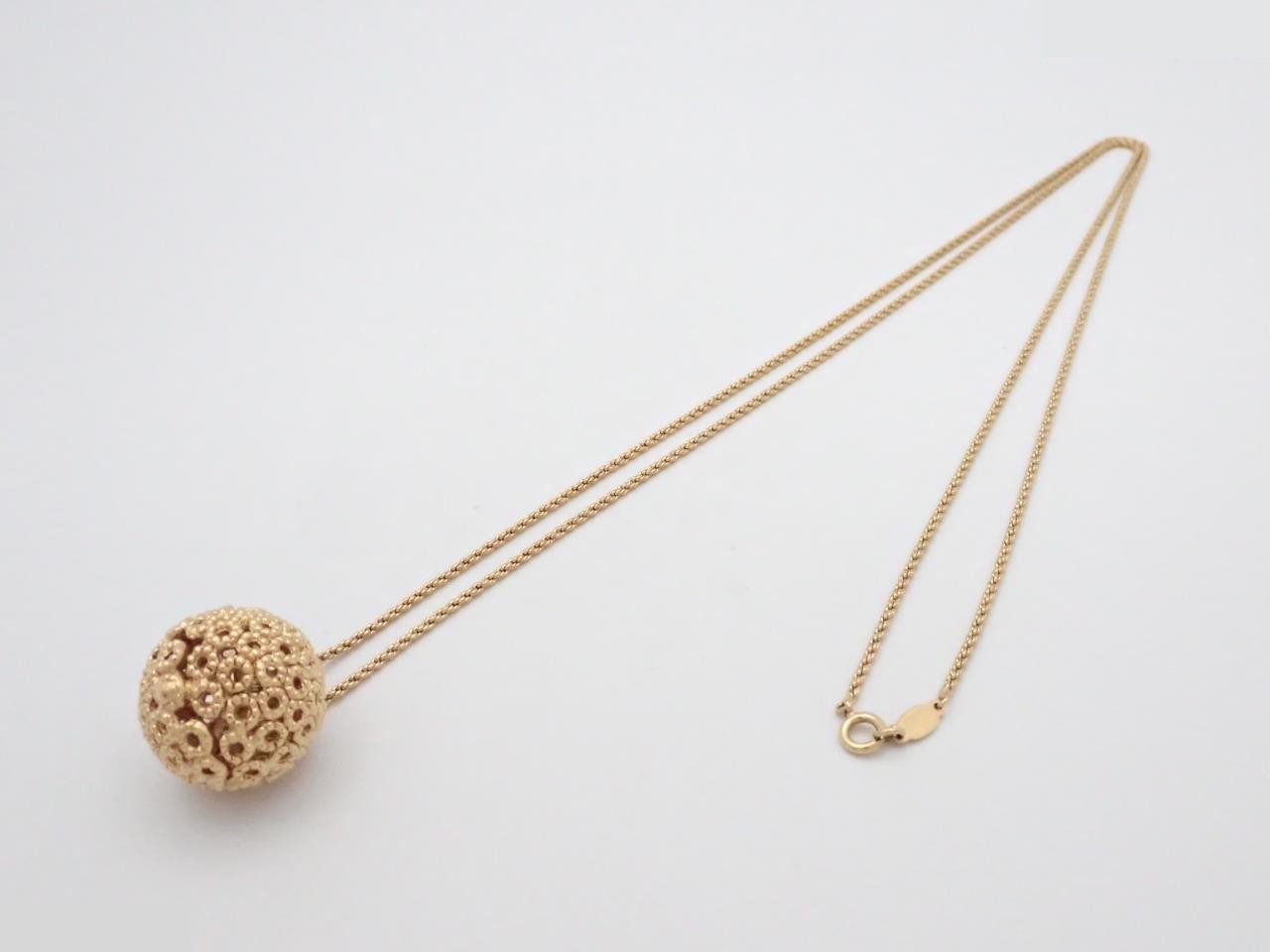Other lines: Precious metal necklaces and pendants, chain approximately 80cm long. — view 3