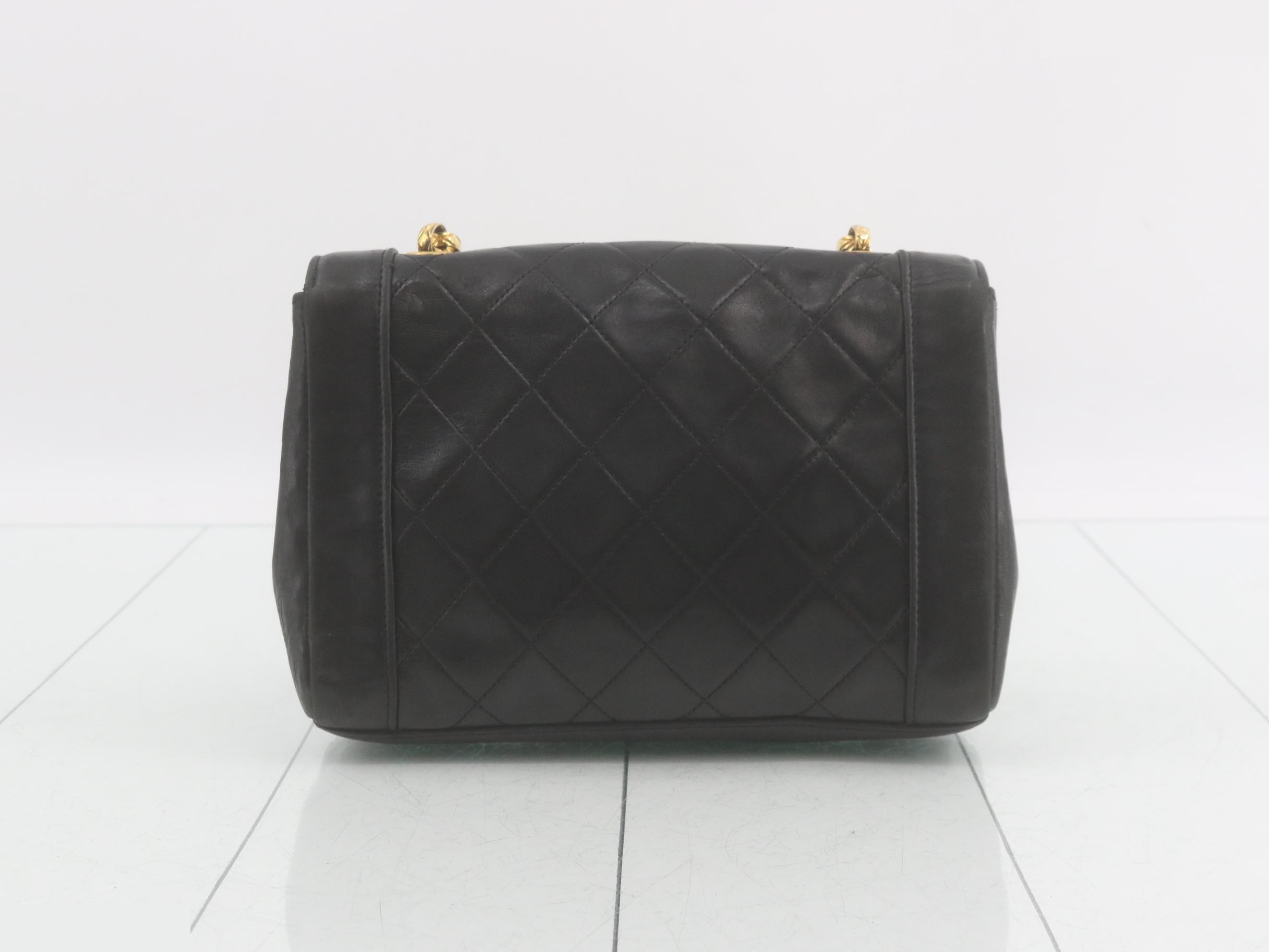Double flap shoulder bag, unit #1 — view 2