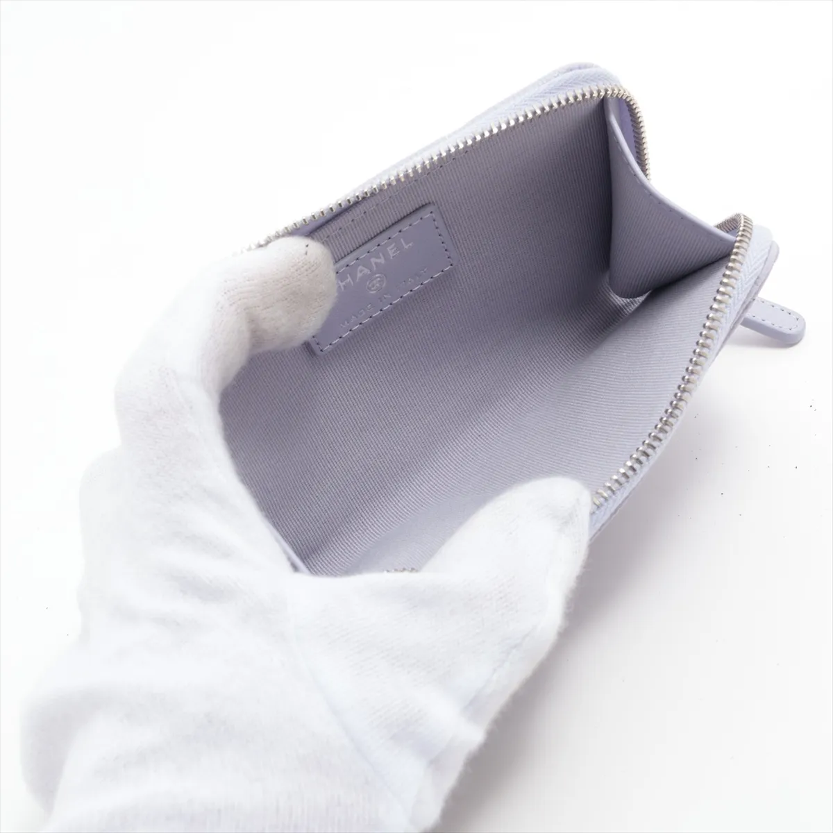 Matelassé Caviar Skin Fragment Case, Purple, Silver Hardware, EG6752CK — view 3