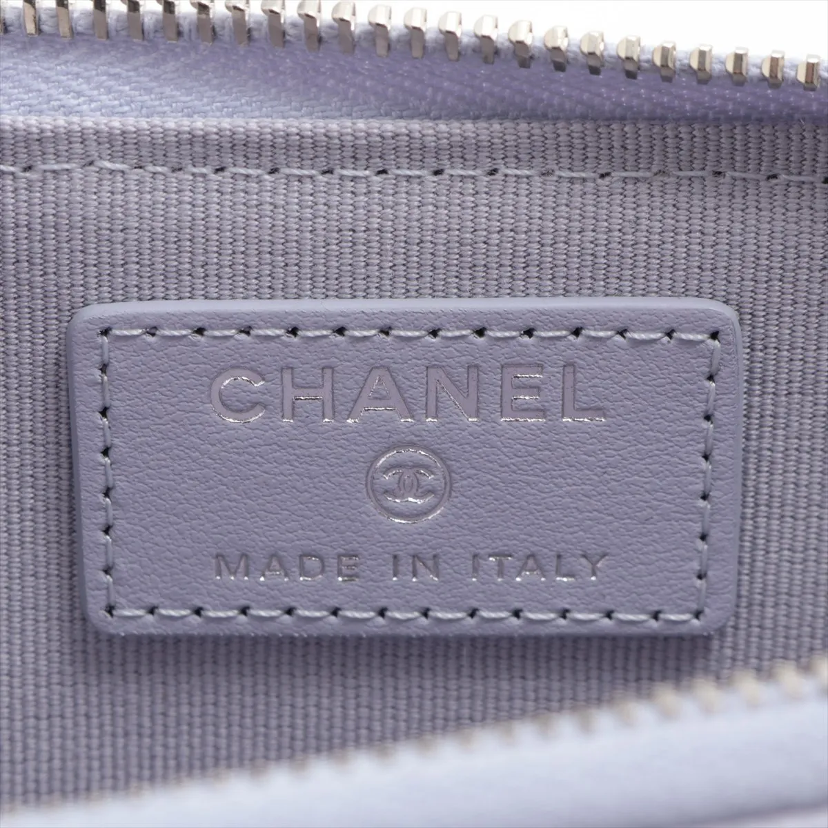 Matelassé Caviar Skin Fragment Case, Purple, Silver Hardware, EG6752CK — view 4