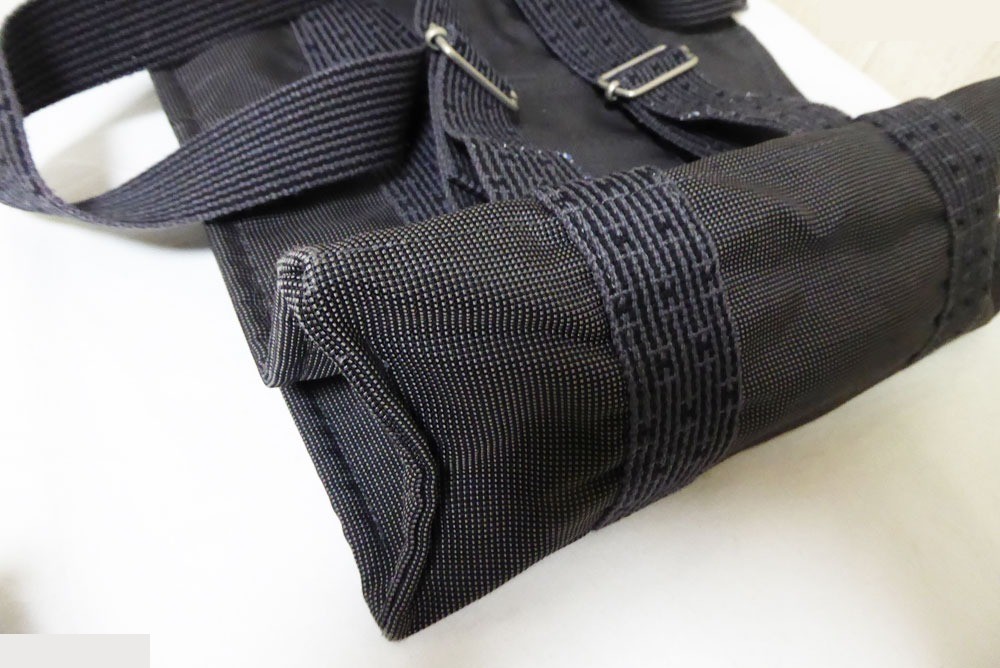 Yell Line Cabas Backpack — view 4